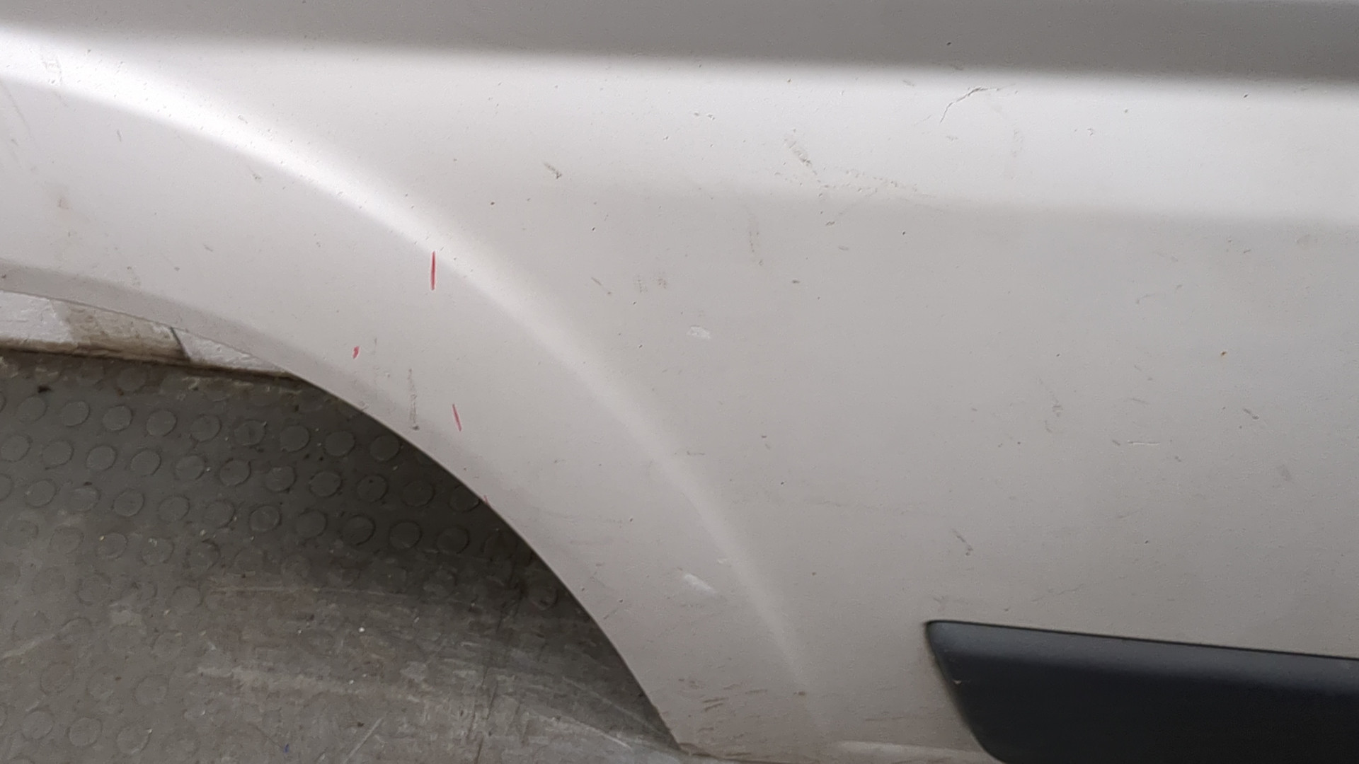 Дверь передняя левая