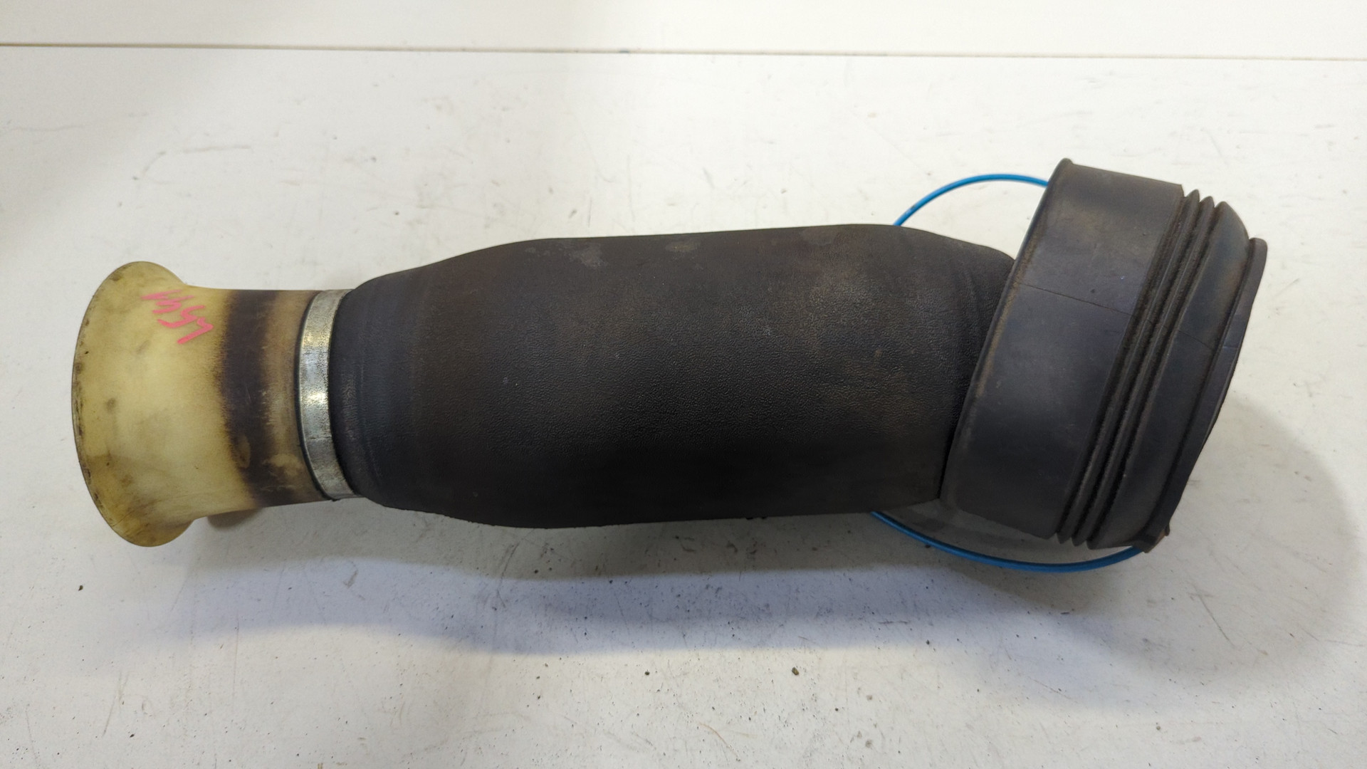 Амортизатор задний (стойка)