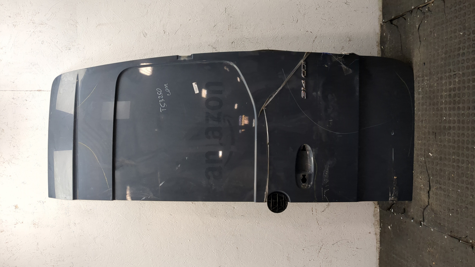 Дверь багажника правая