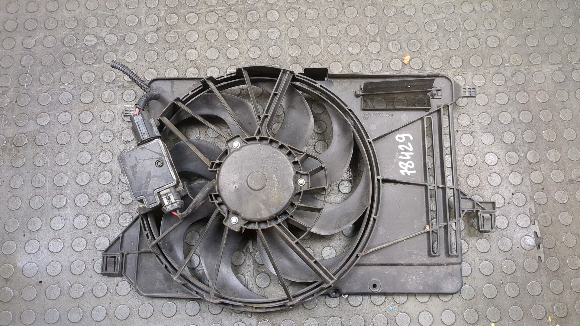 Вентилятор радиатора