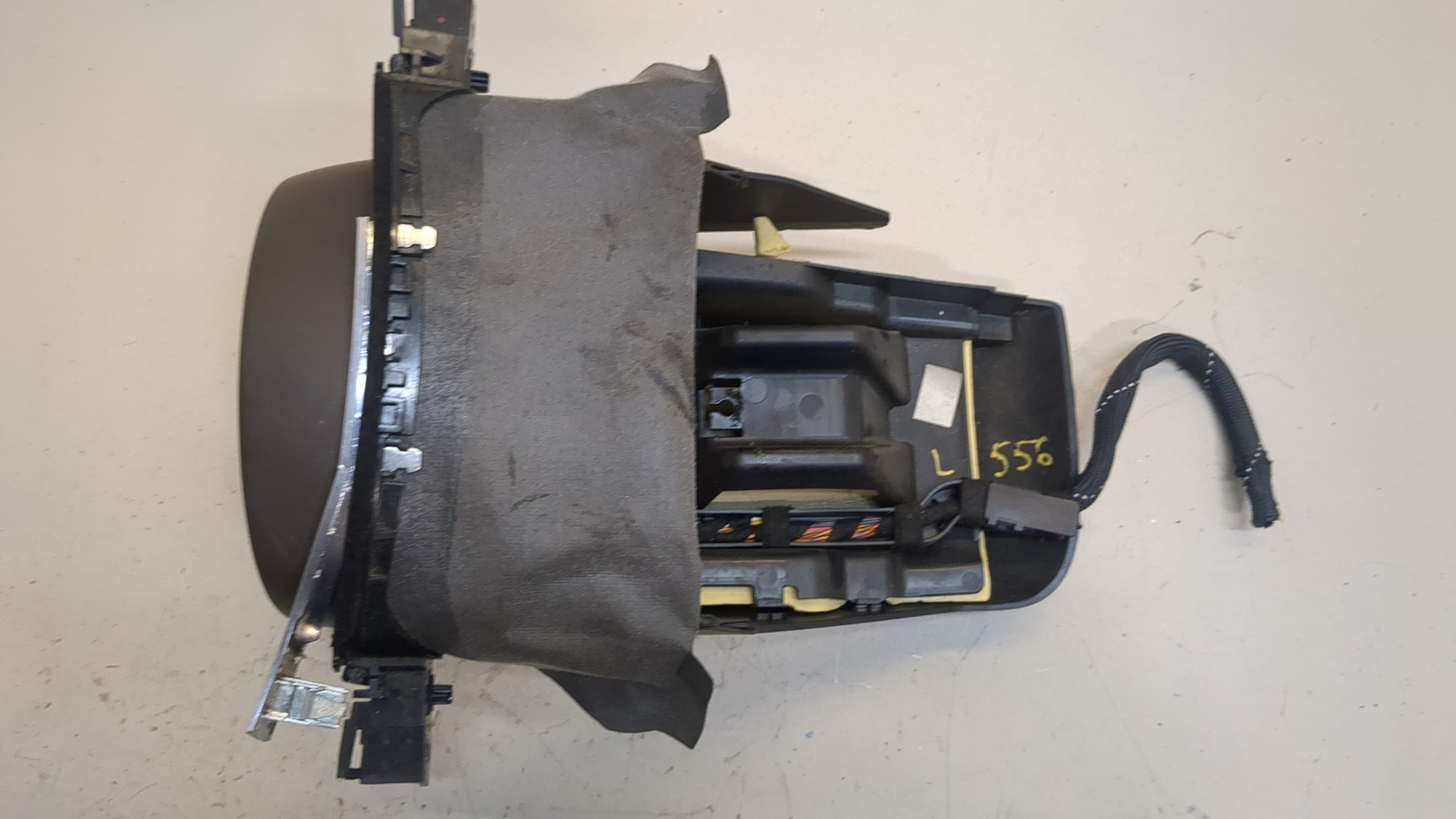 Кожух рулевой колонки