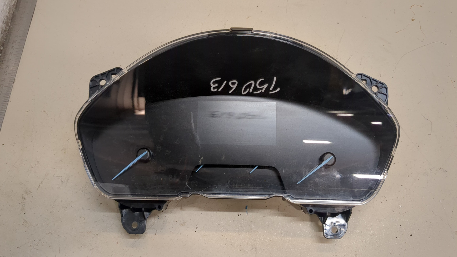 Панель приборов