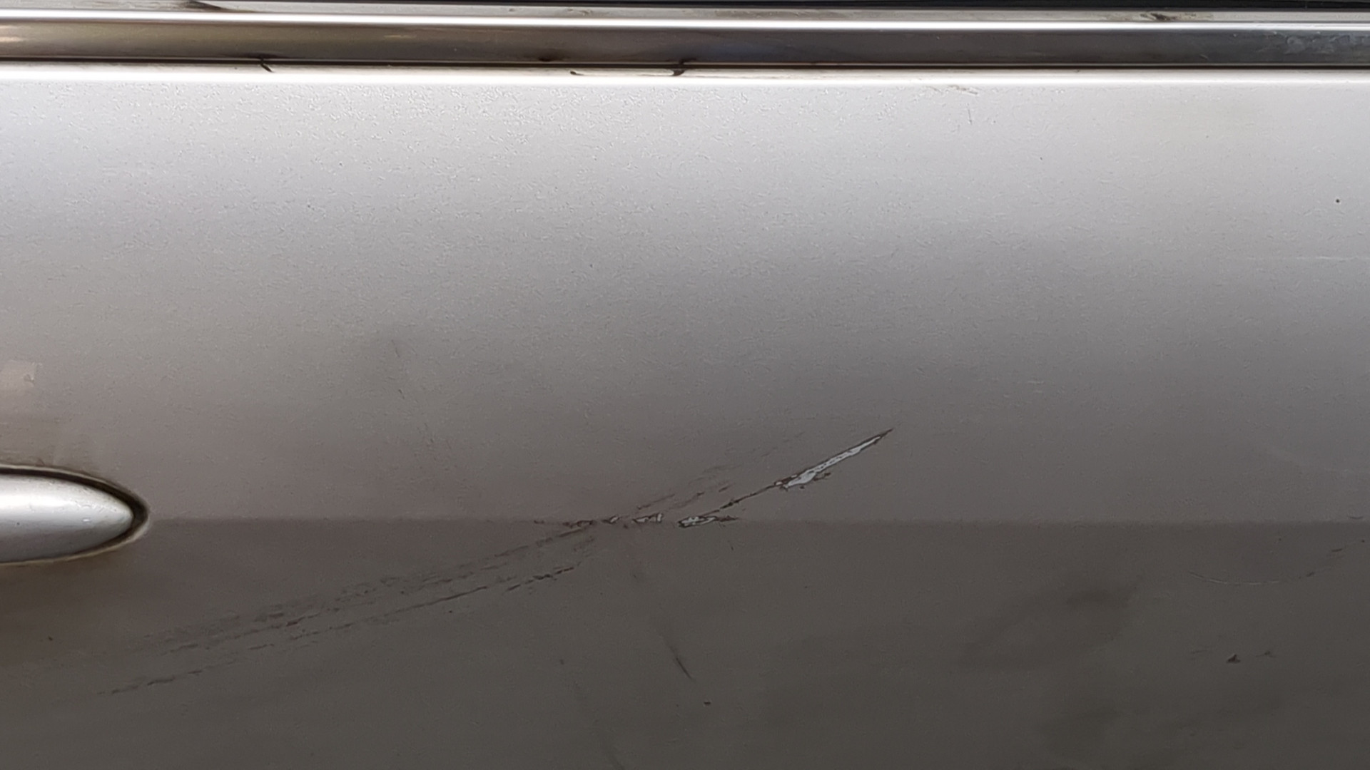 Дверь передняя правая