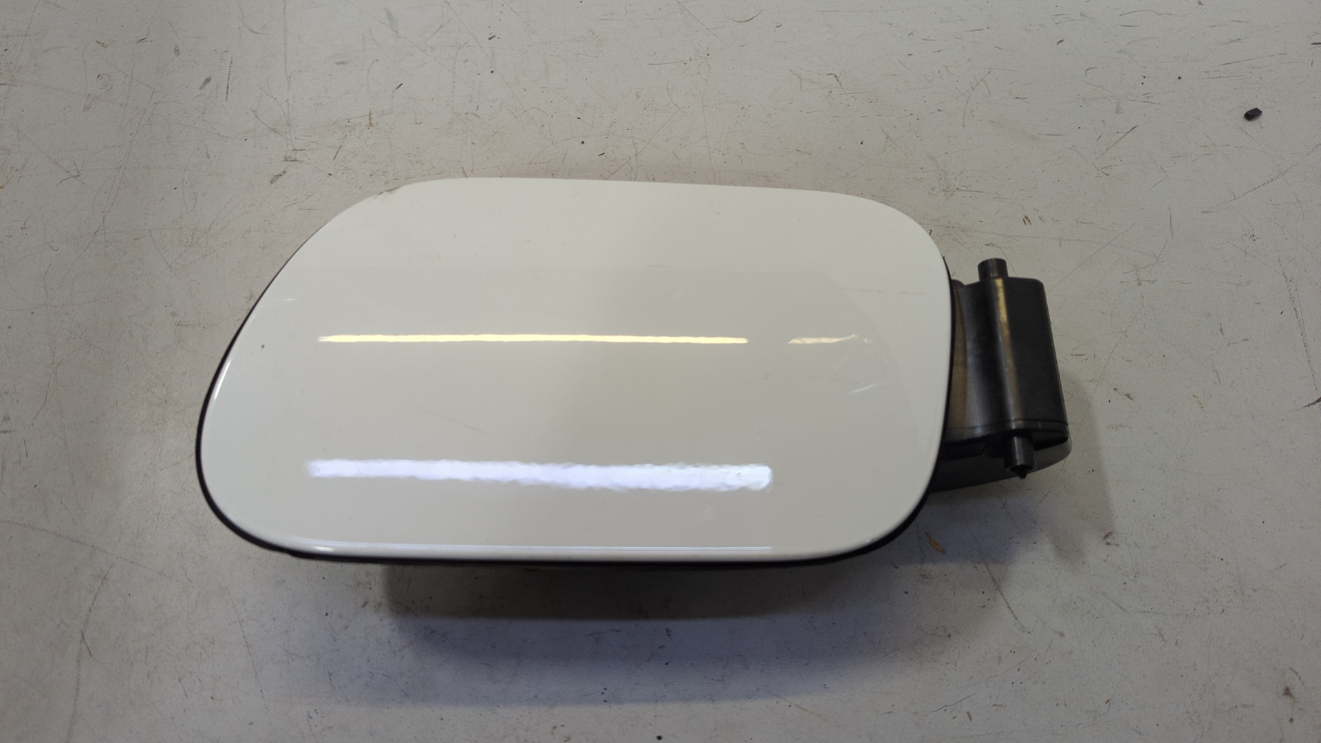 Лючок бензобака