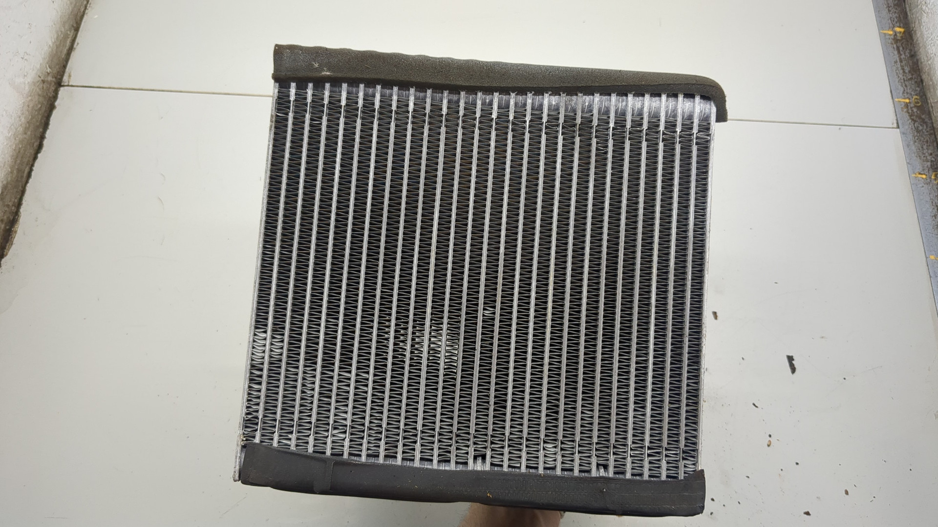 Радиатор кондиционера / конденсер