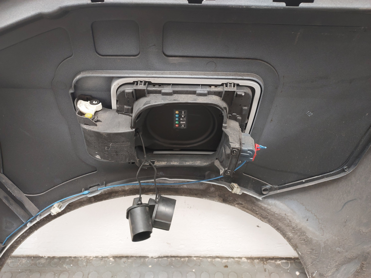 Крыло заднее правое