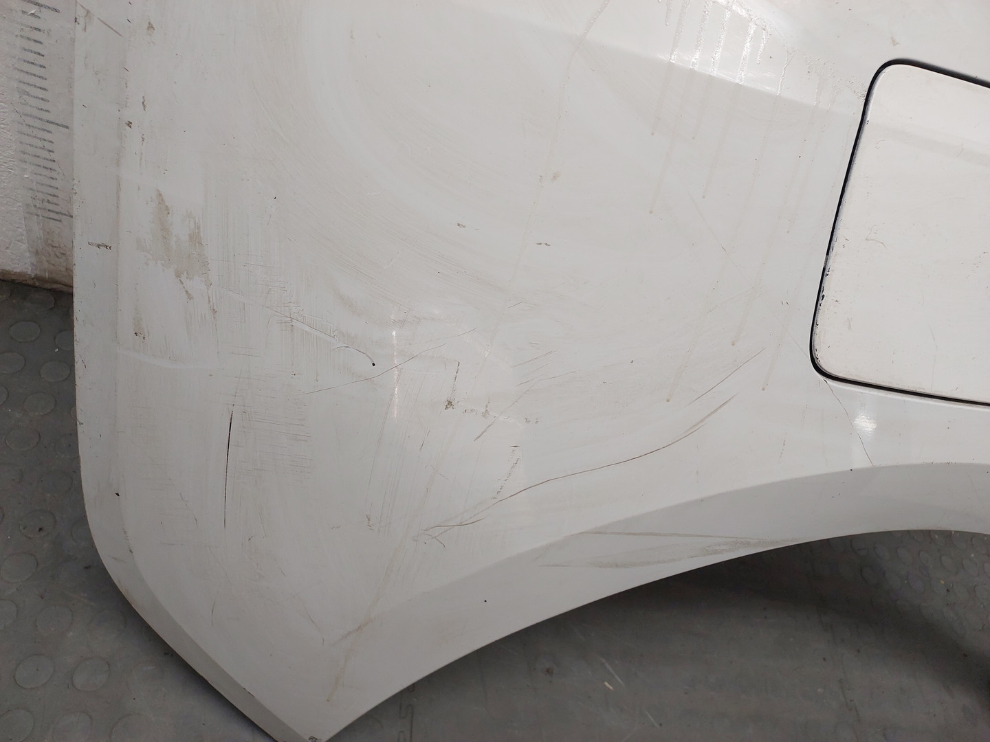 Крыло заднее правое