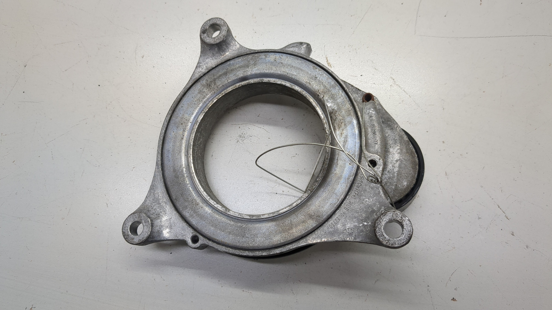 Натяжитель ремня