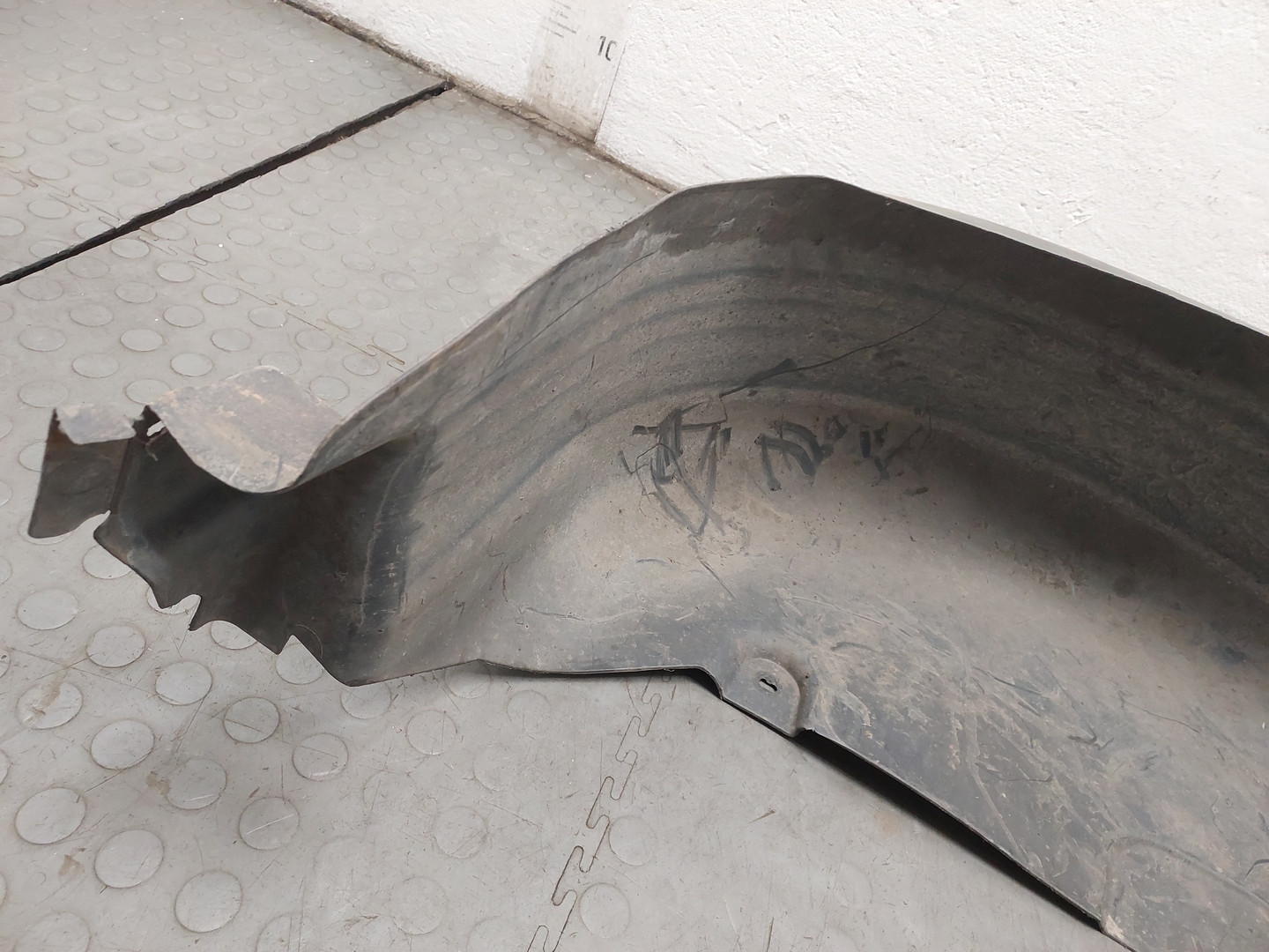 Локер задний левый