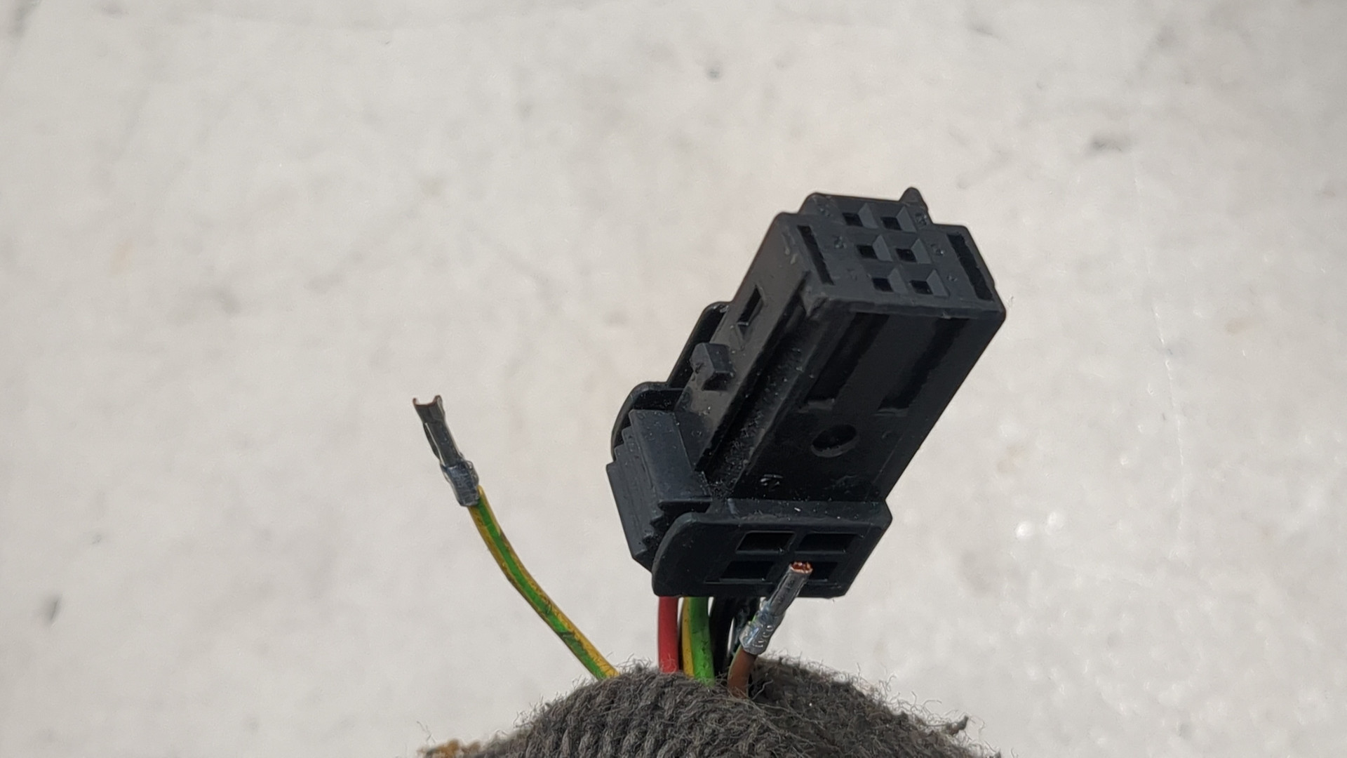 Зеркало правое электрическое