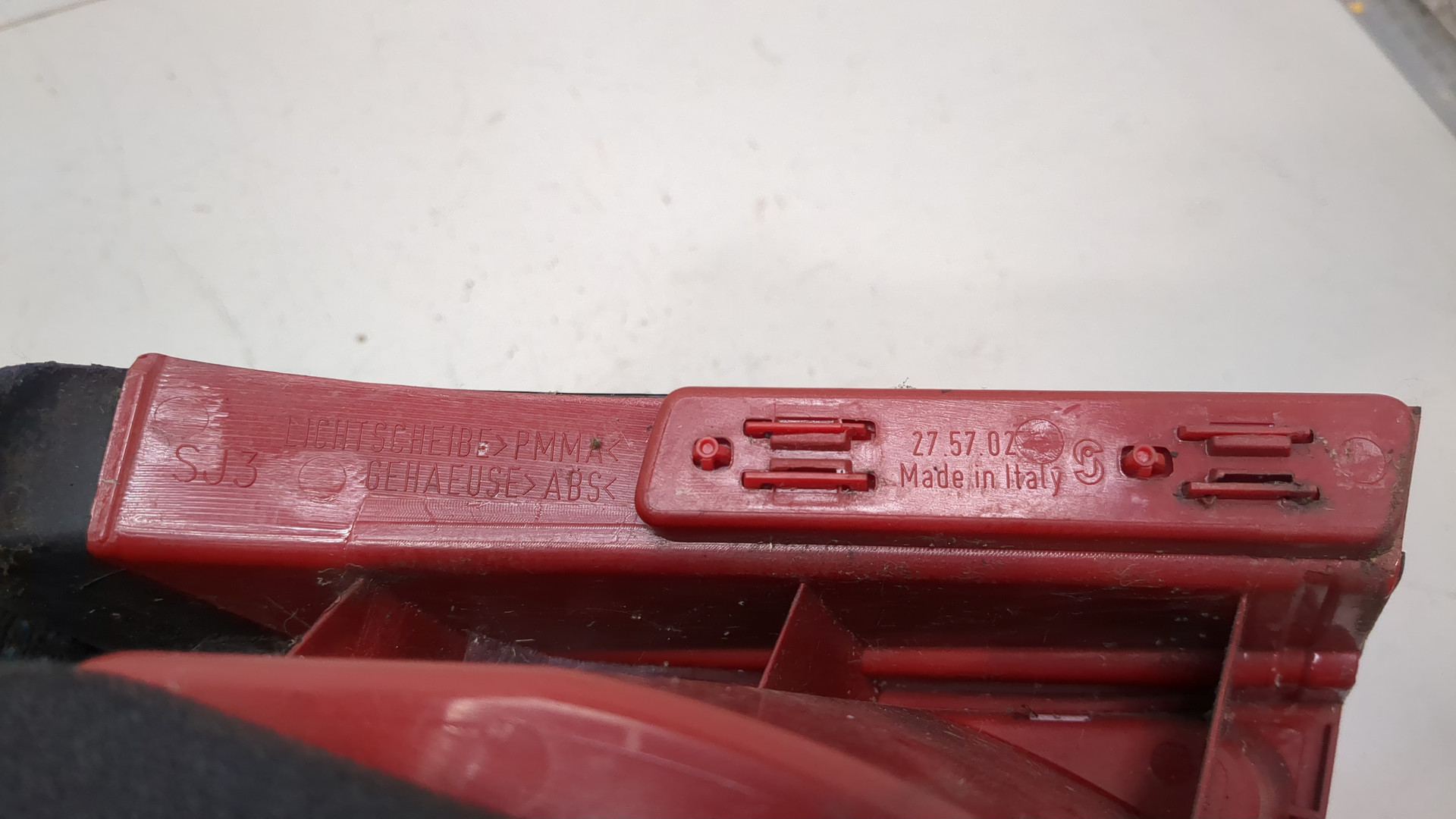 Фонарь задний правый