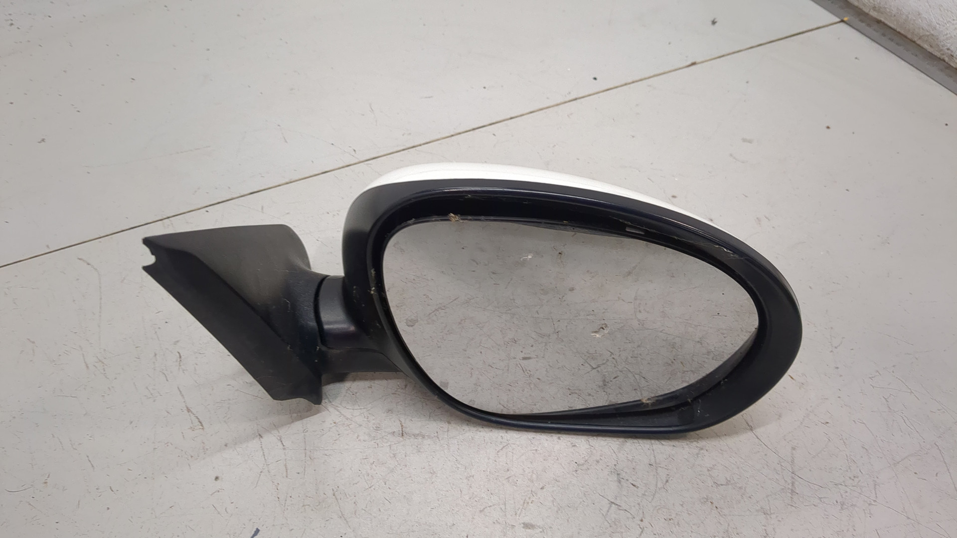 Зеркало правое электрическое