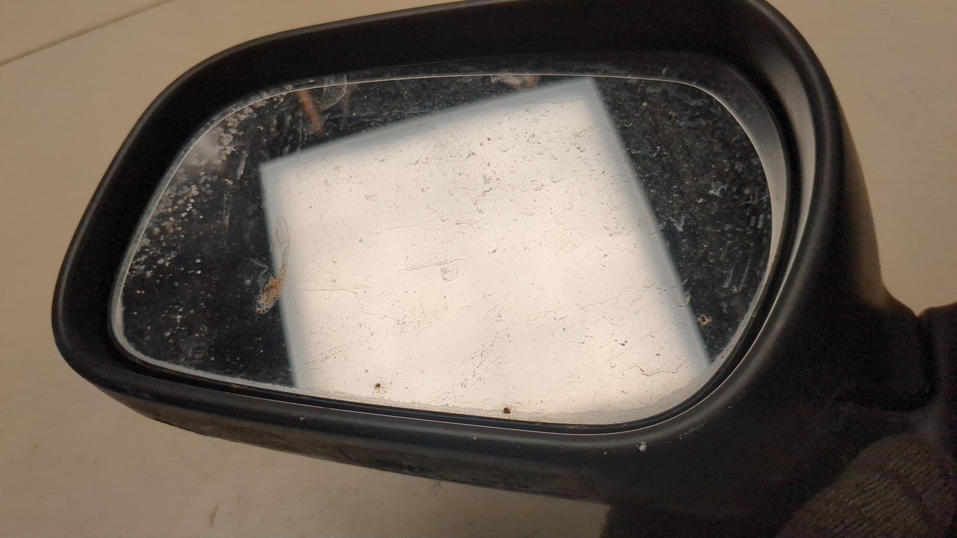 Зеркало левое электрическое