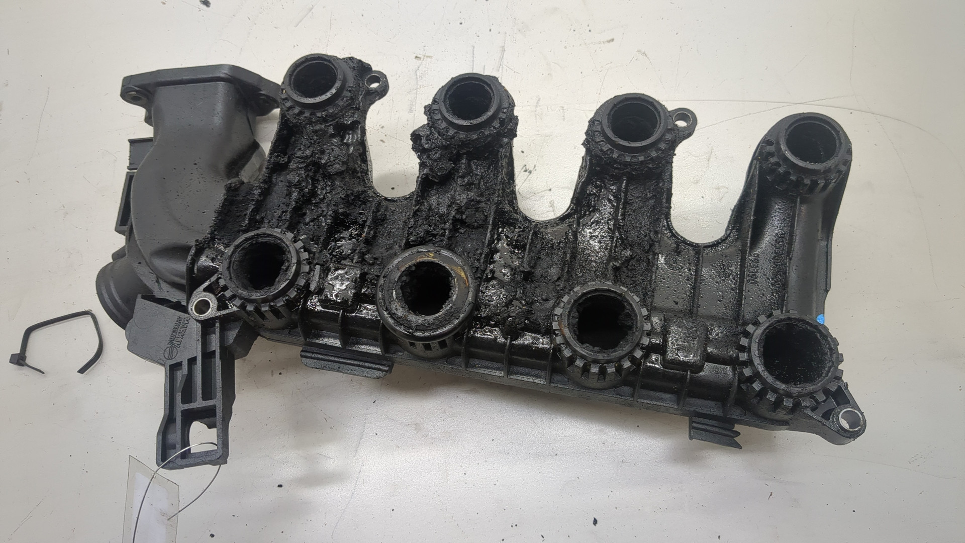 Коллектор впускной