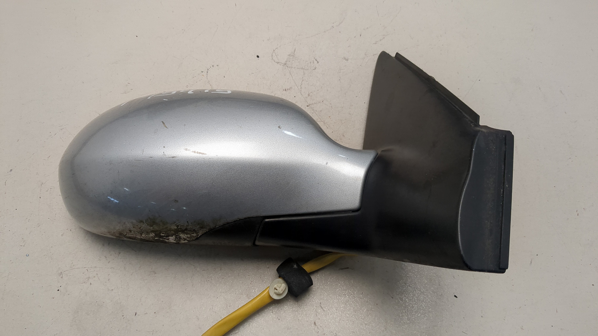 Зеркало правое электрическое