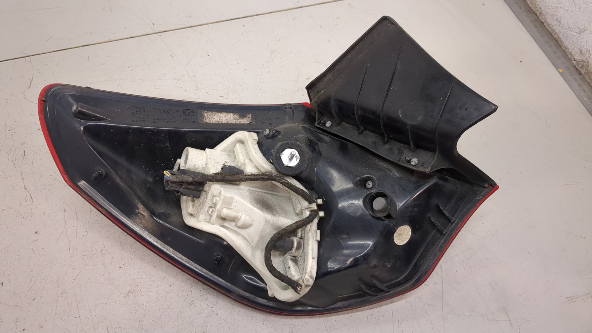 Фонарь задний правый