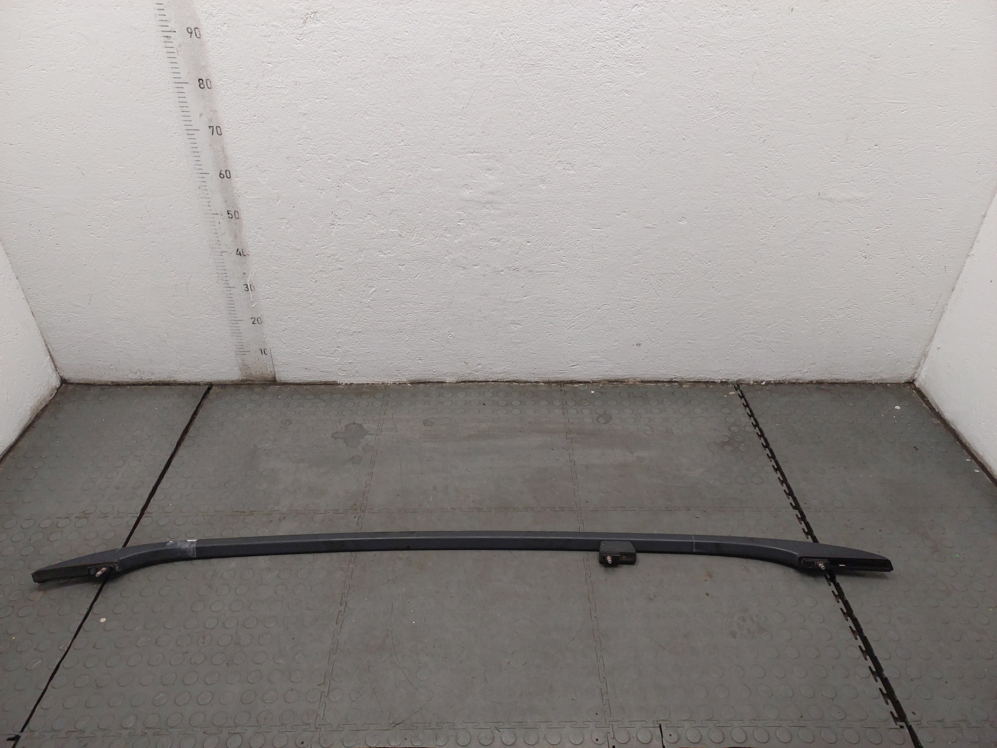 Рейлинг (релинг) правый (планка на крышу)