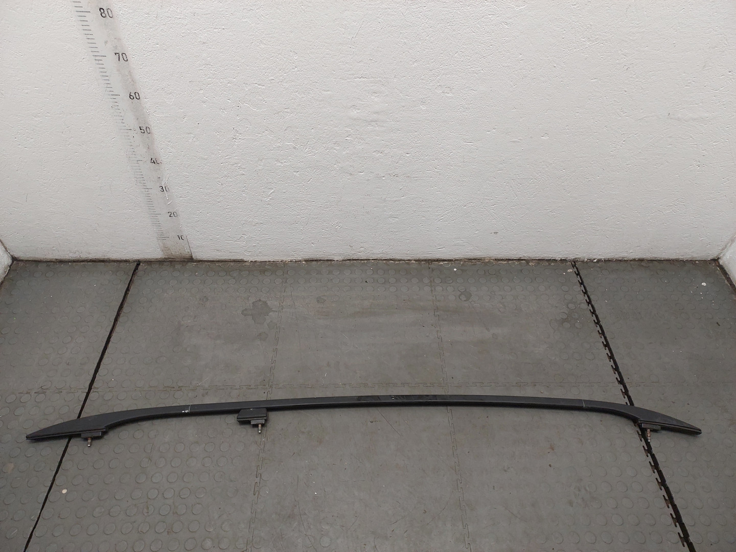 Рейлинг (релинг) правый (планка на крышу)