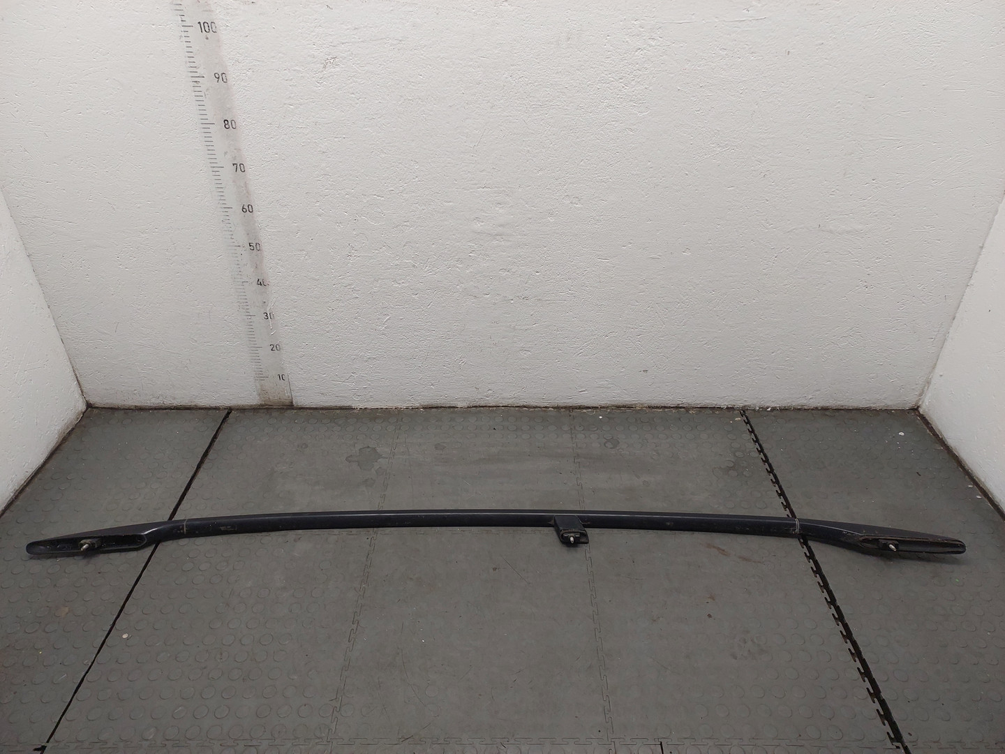 Рейлинг (релинг) правый (планка на крышу)