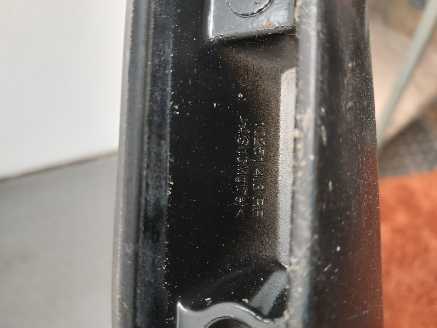 Рейлинг (релинг) правый (планка на крышу)