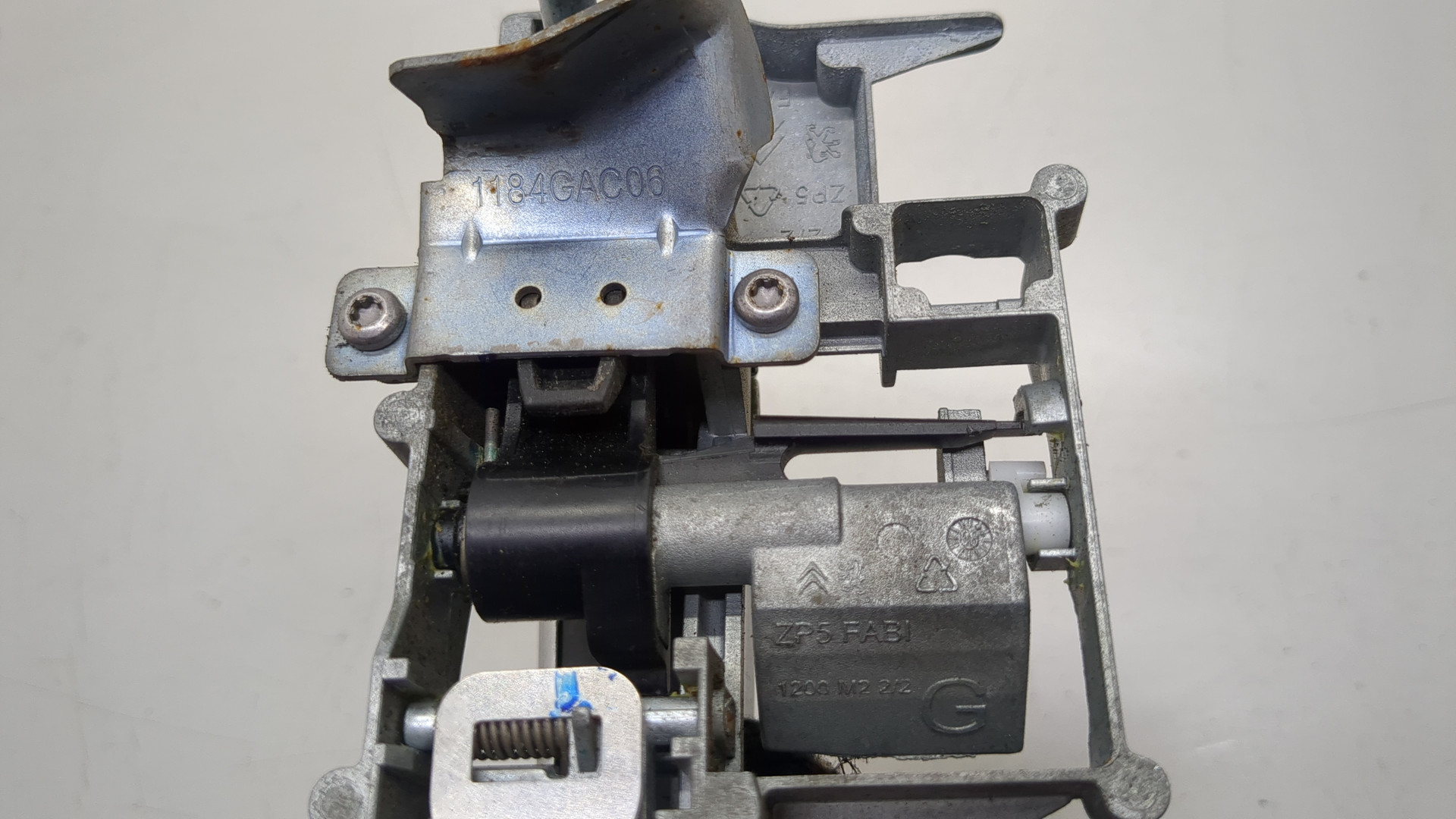 Ручка двери наружная