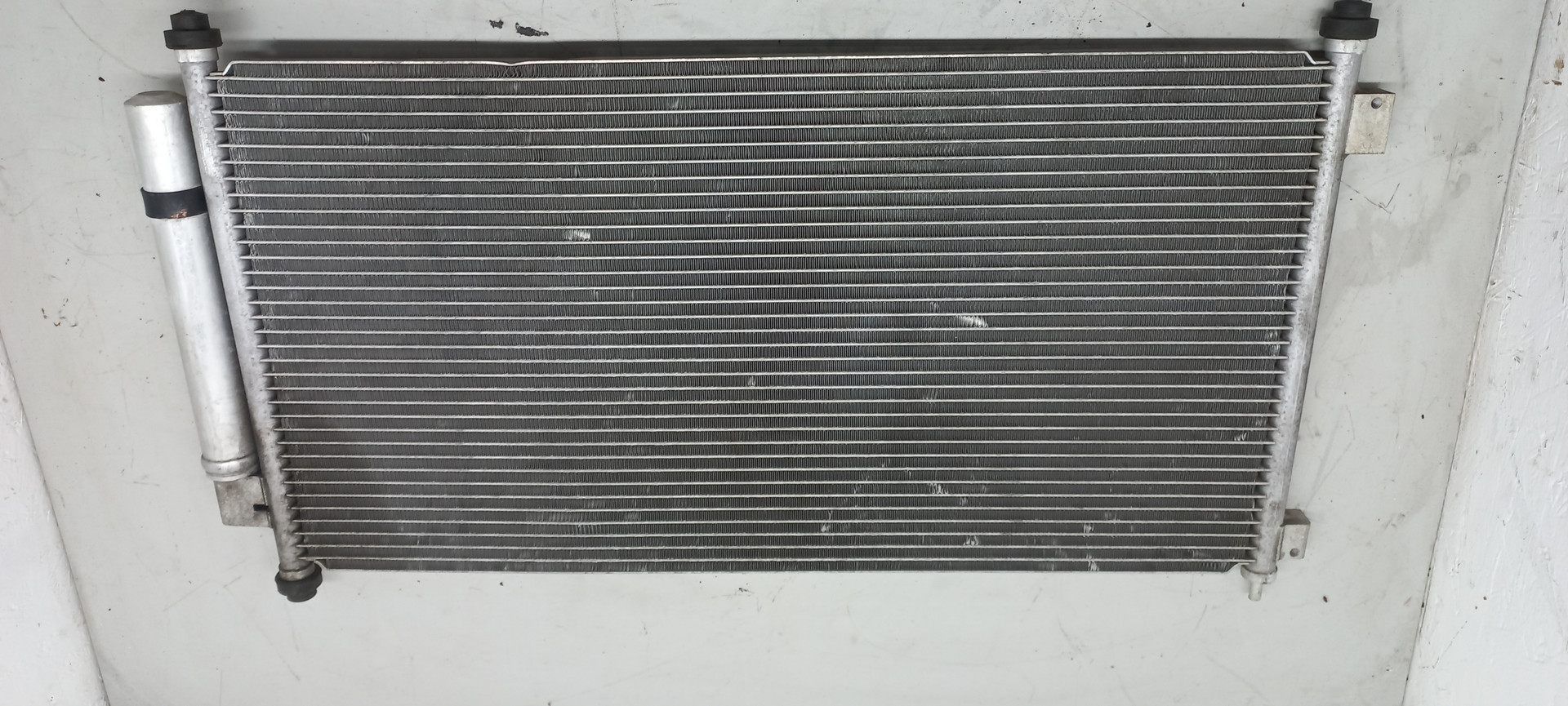 Радиатор кондиционера / конденсер