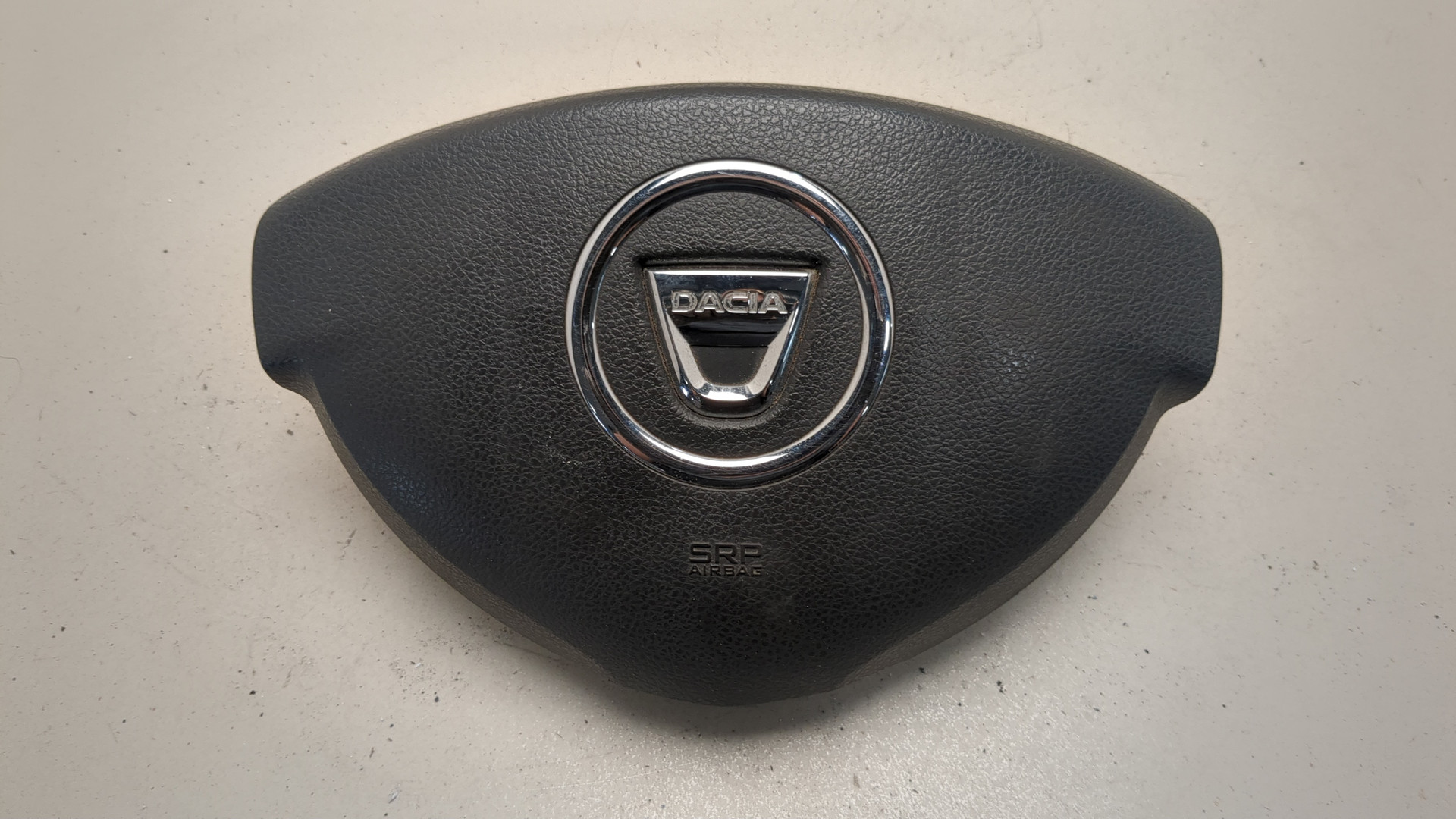 Подушка безопасности в рулевое колесо