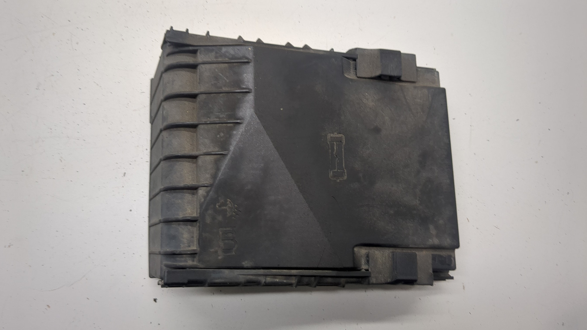 Корпус блока предохранителей