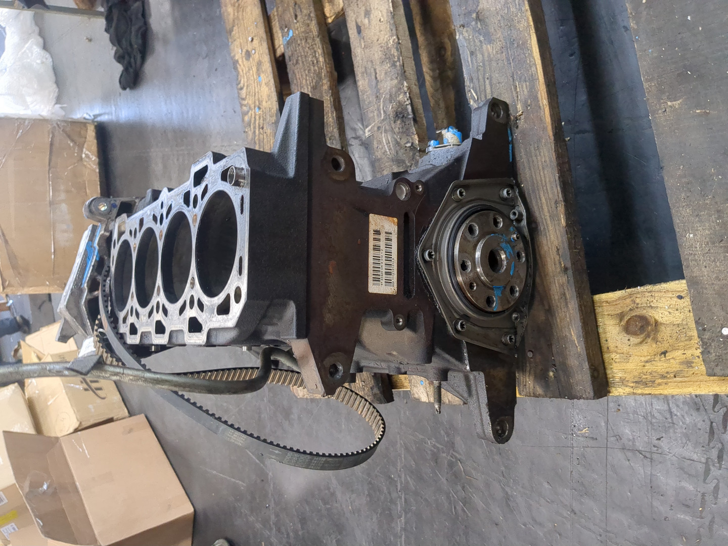 Блок двигателя