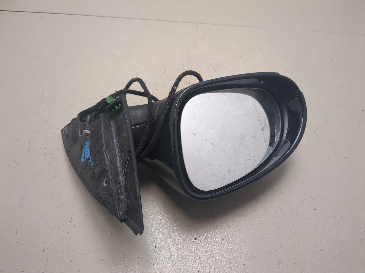 Зеркало левое электрическое