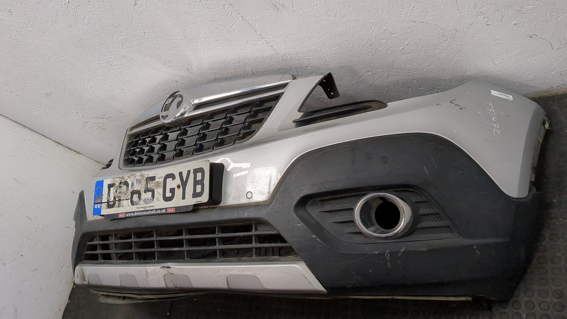 Бампер передний