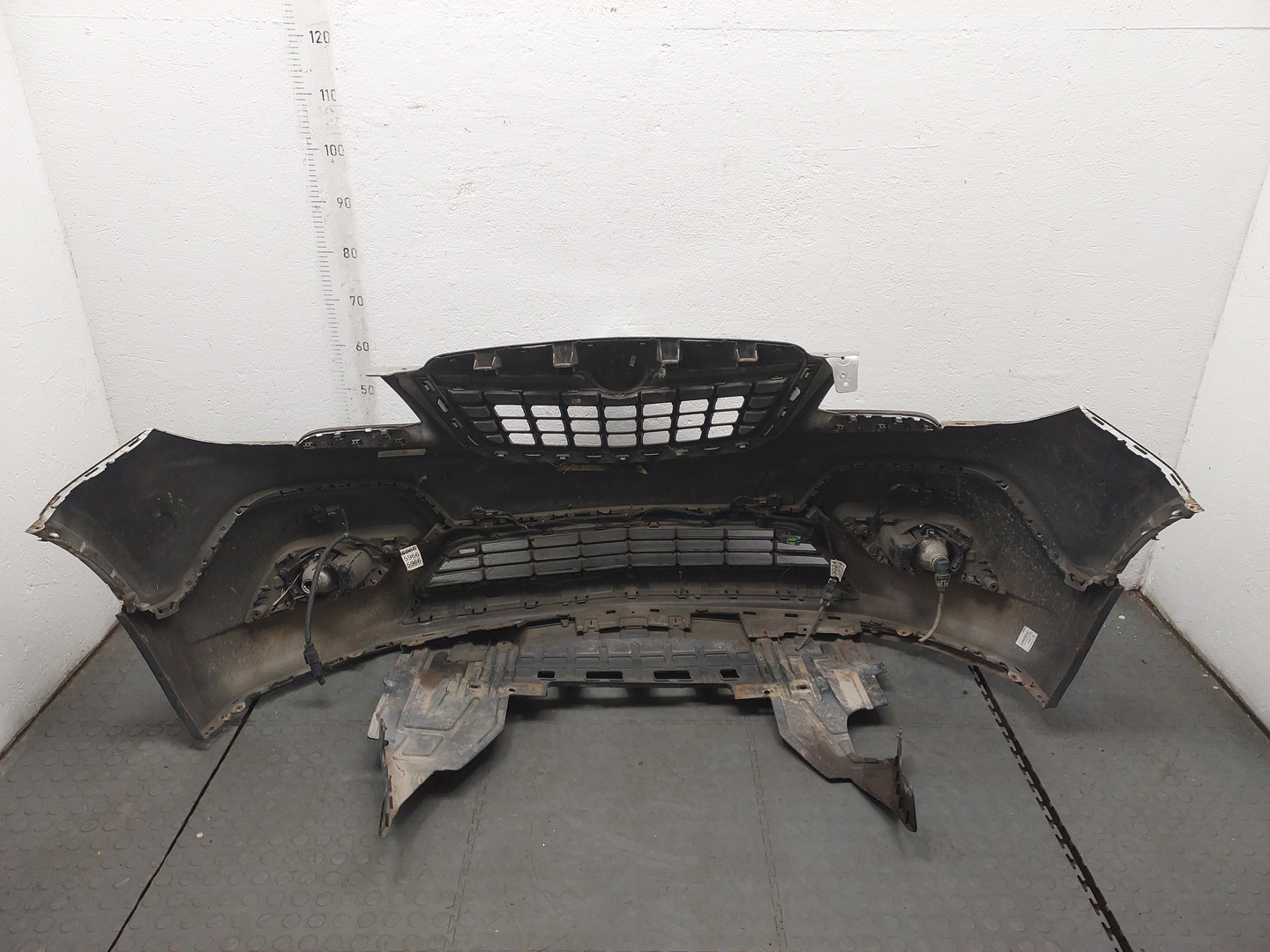 Бампер передний