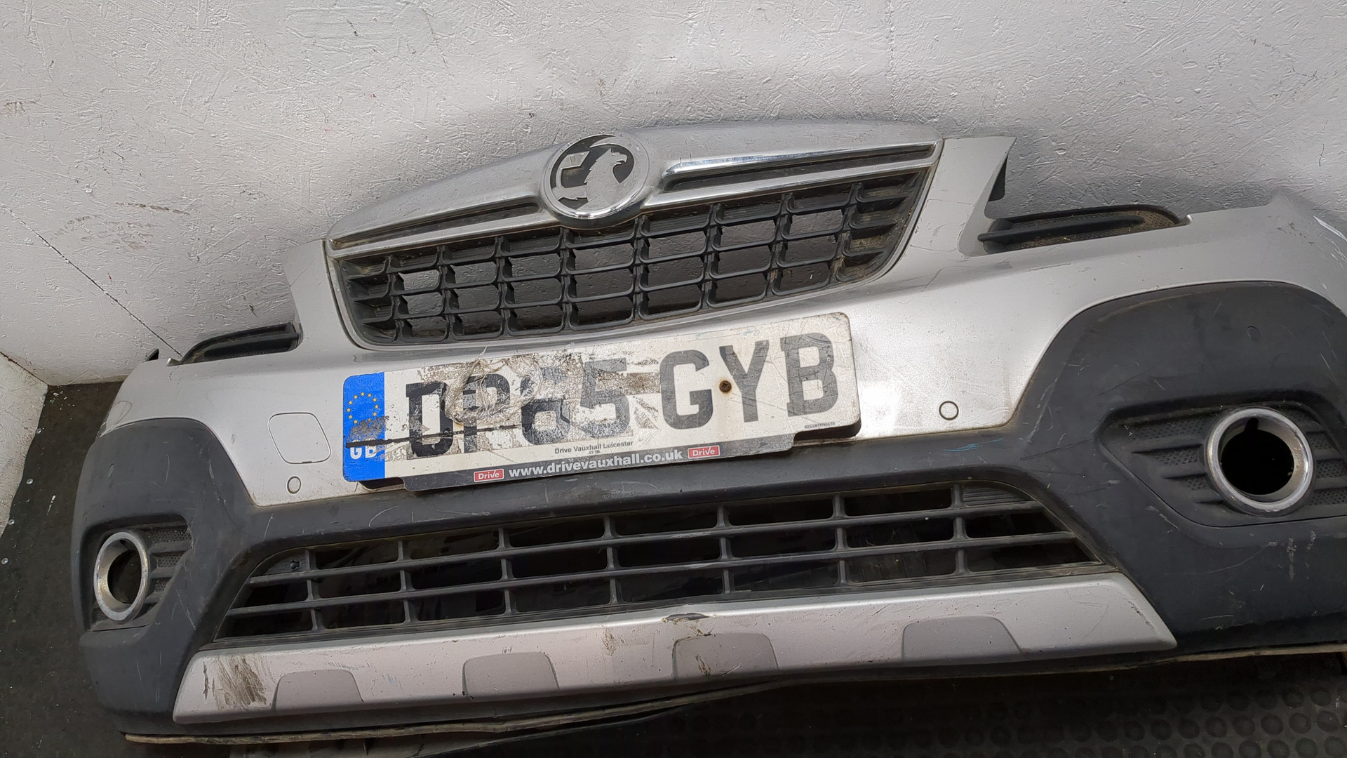 Бампер передний