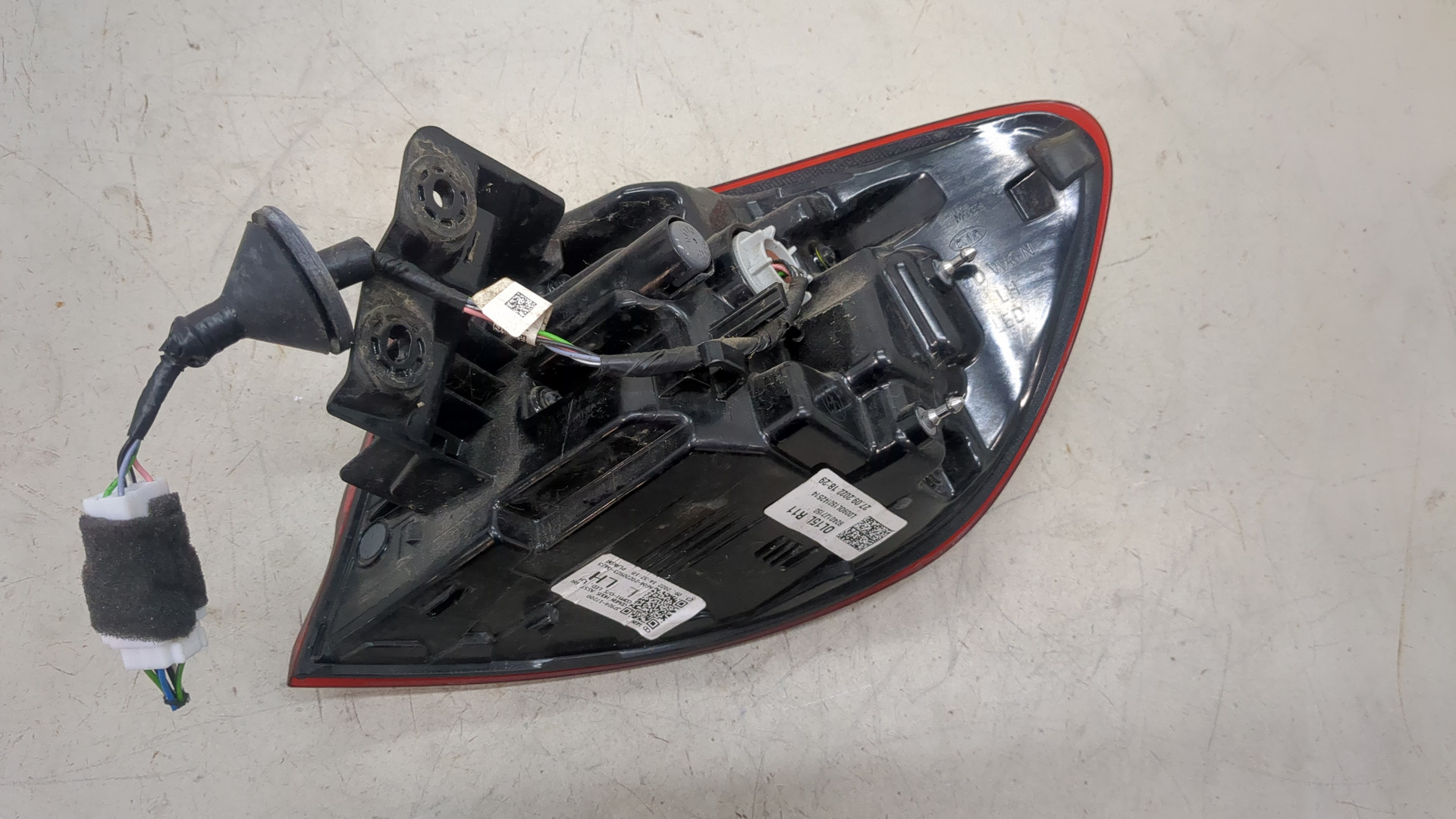 Фонарь задний левый