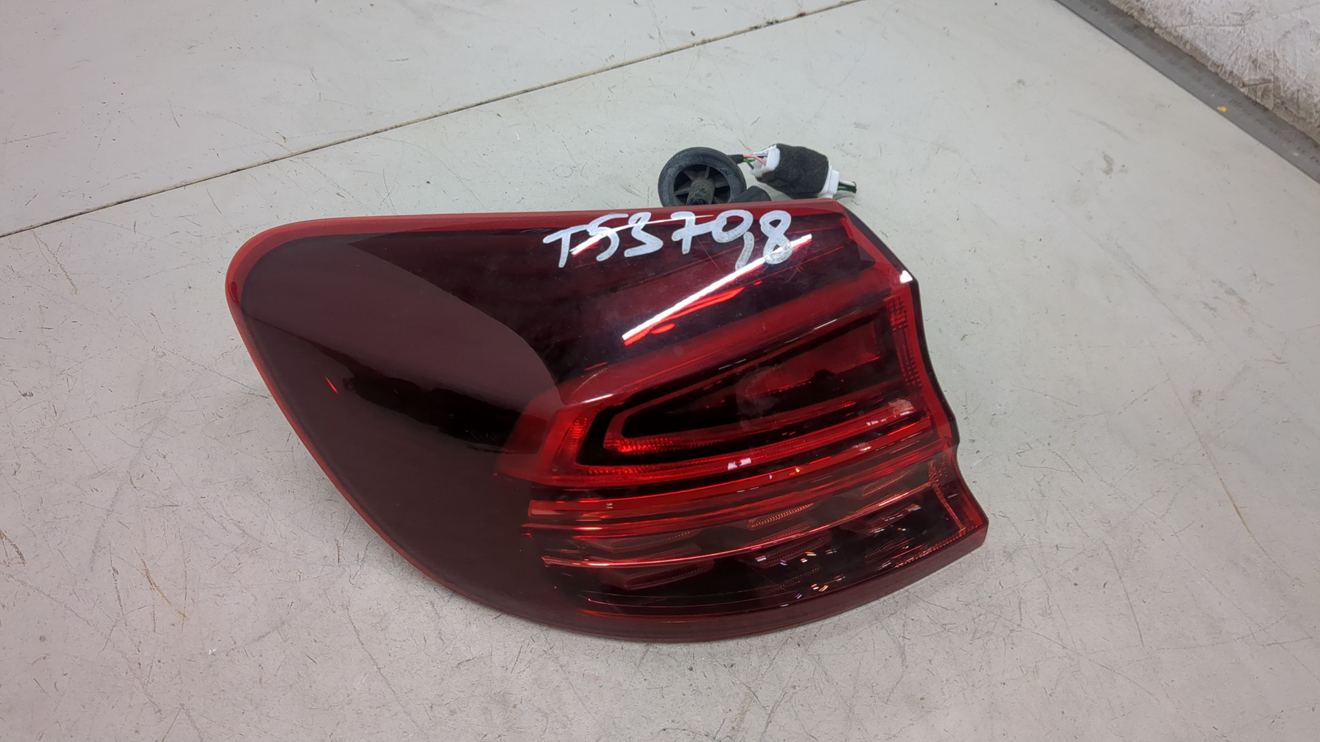 Фонарь задний левый