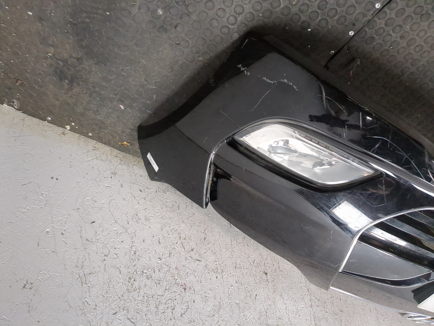 Бампер передний