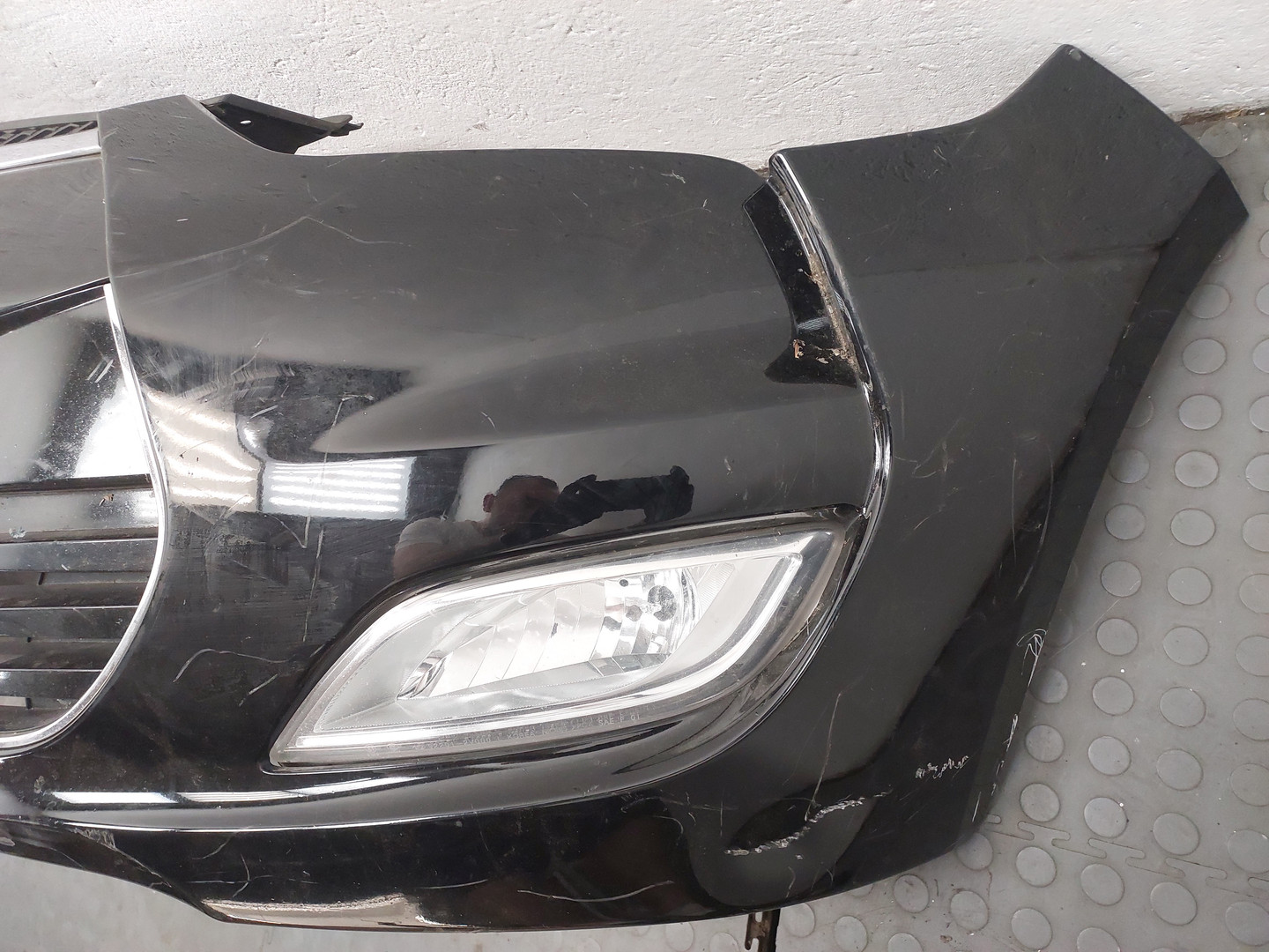 Бампер передний