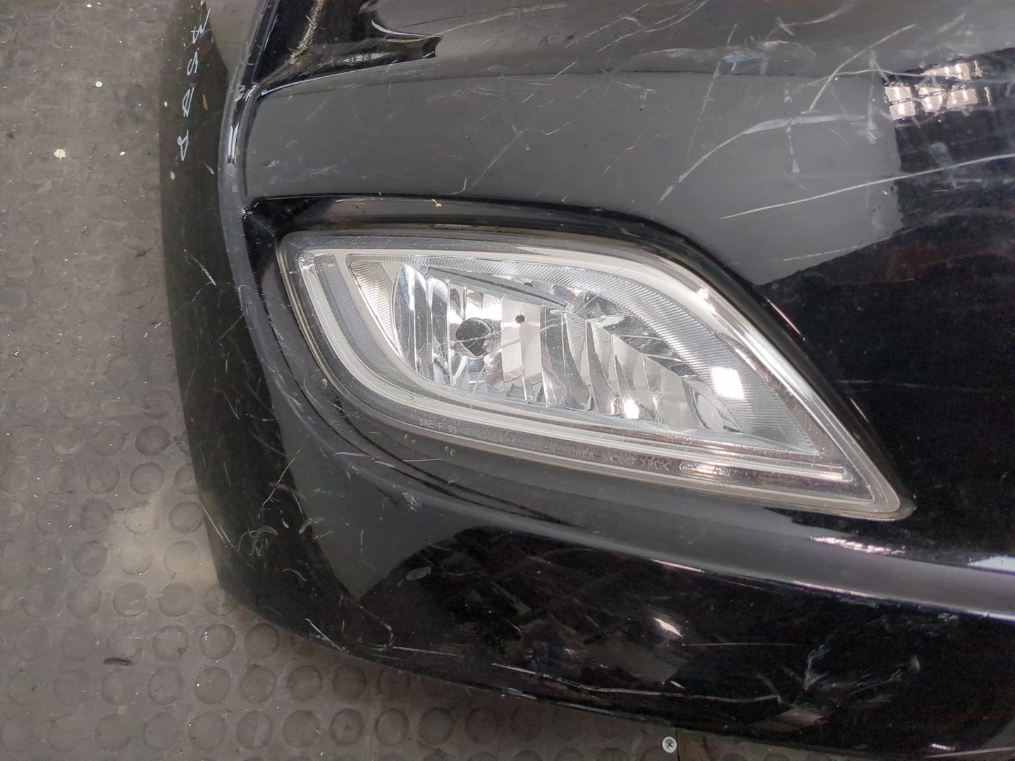 Бампер передний