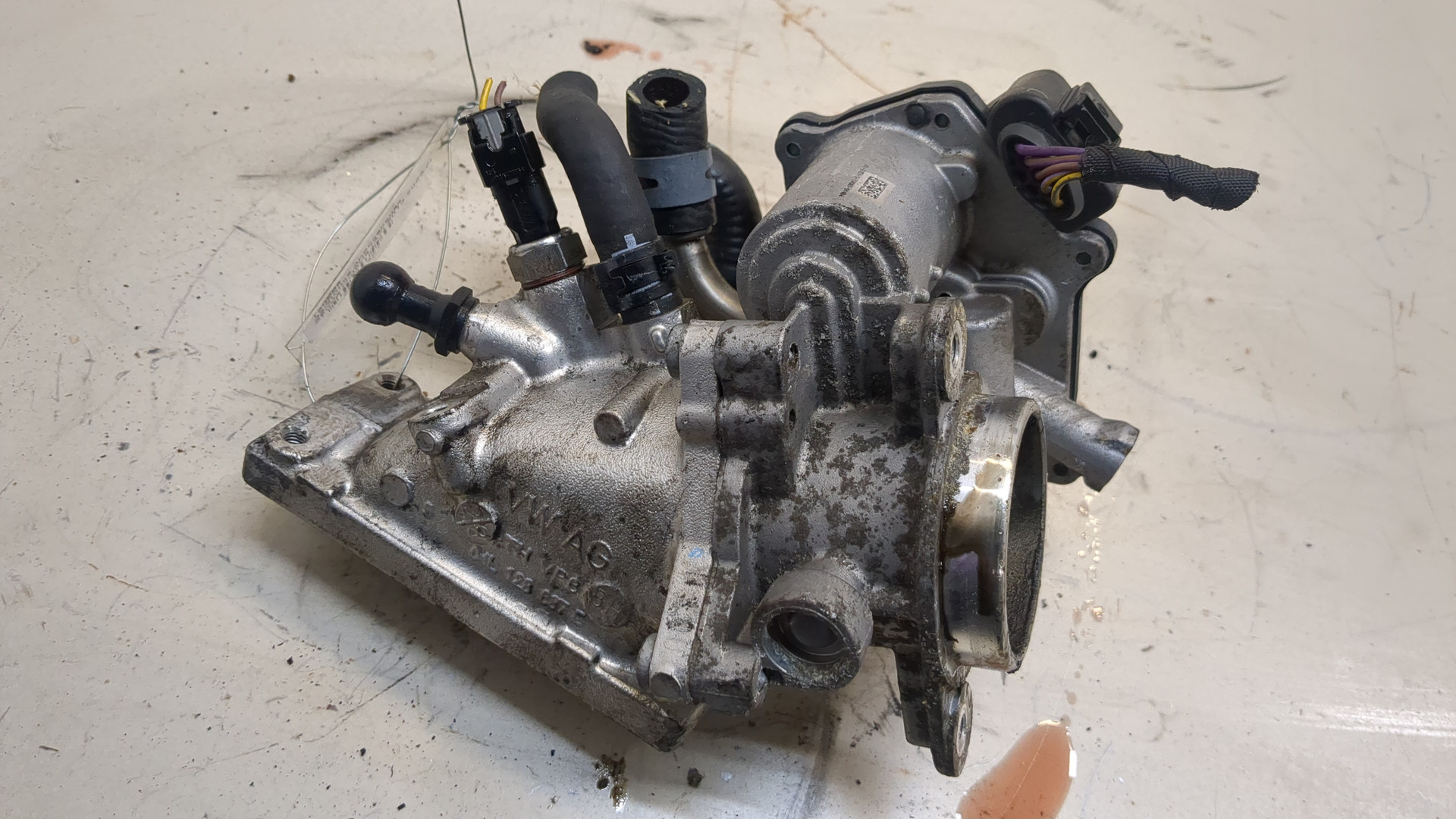 Заслонка дроссельная электрическая