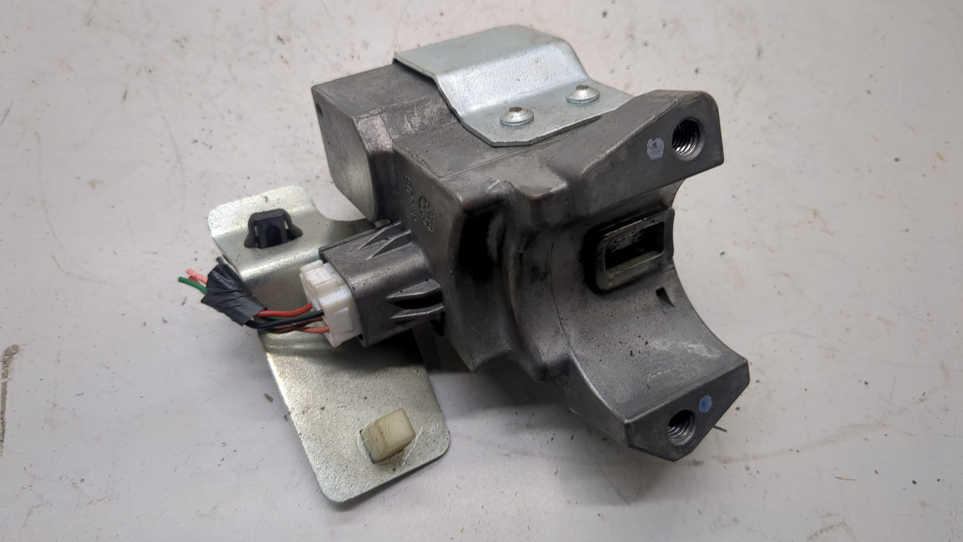 Замок рулевого управления