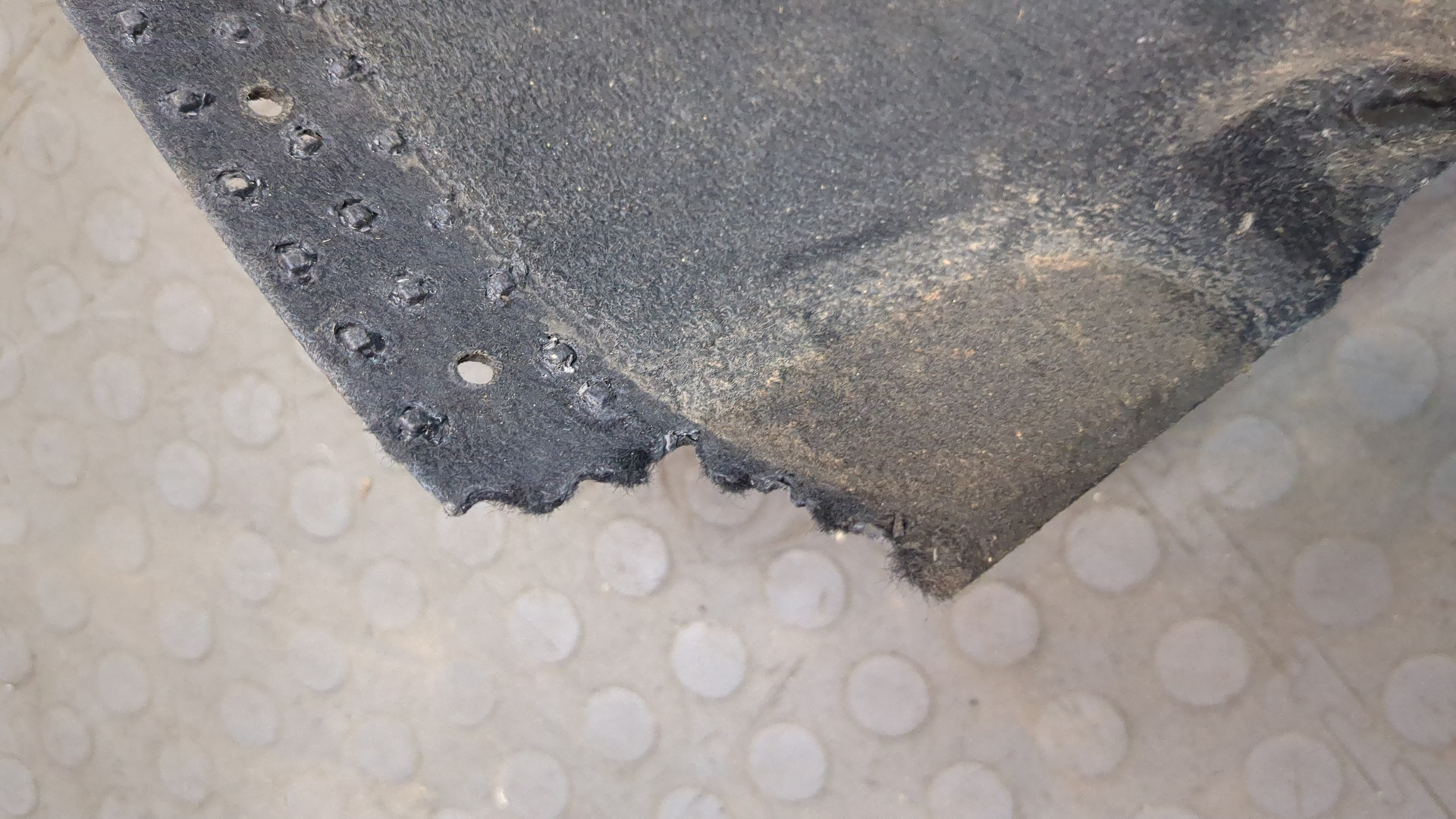 Локер передний правый