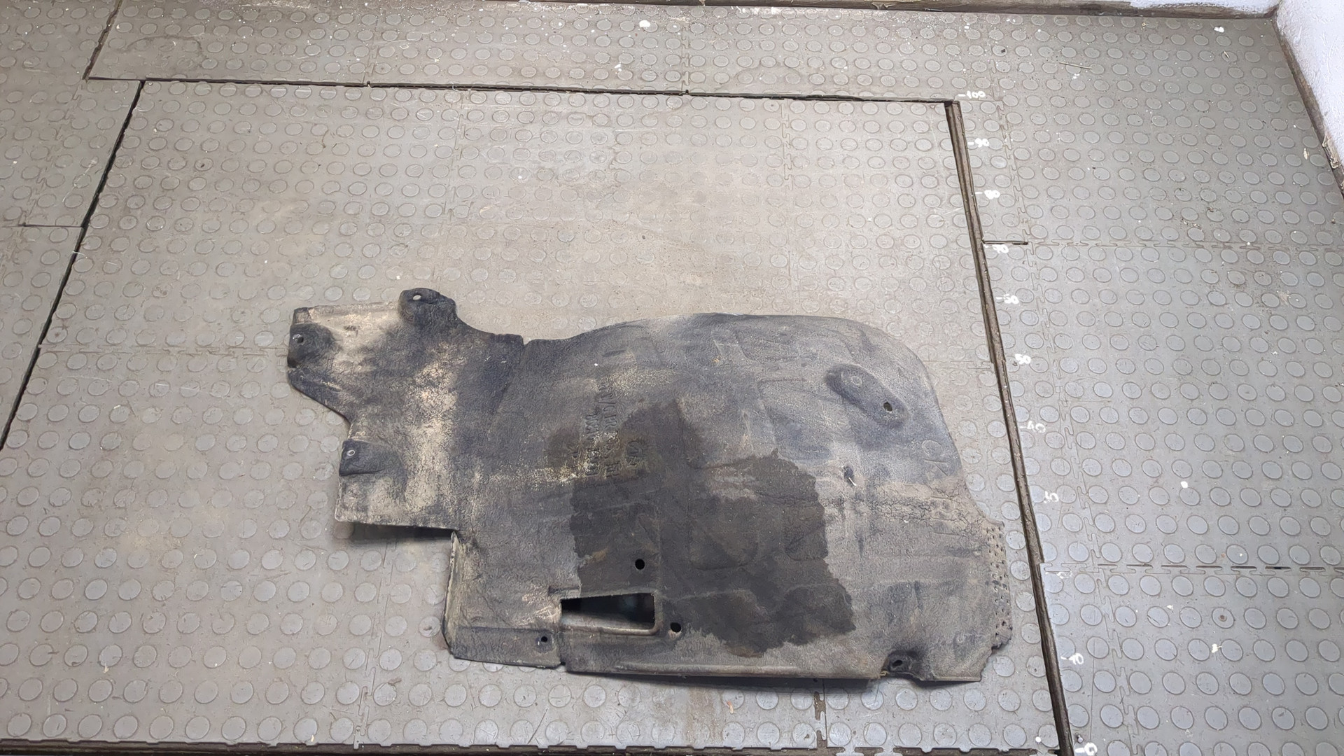 Локер передний правый