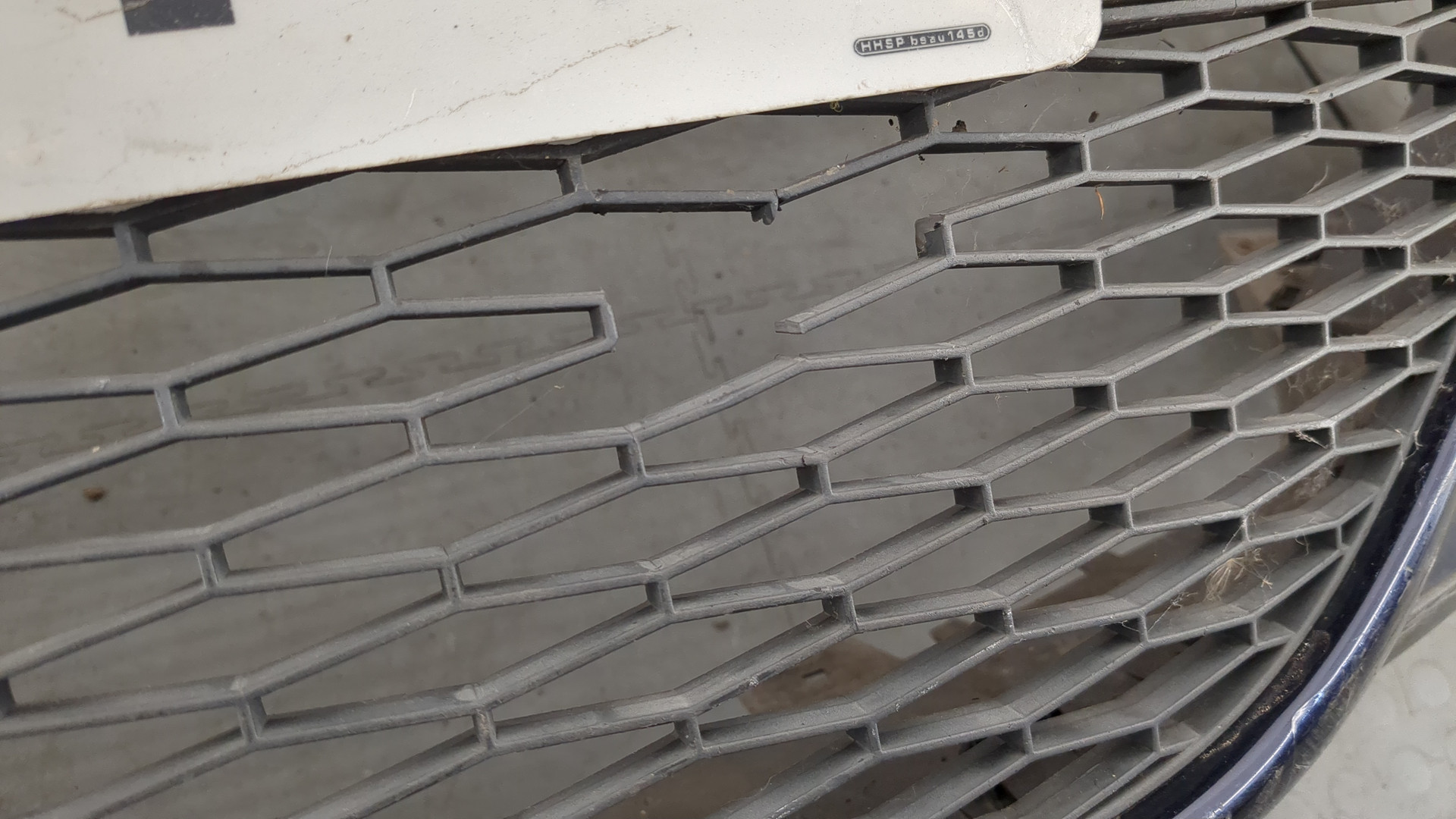 Бампер передний