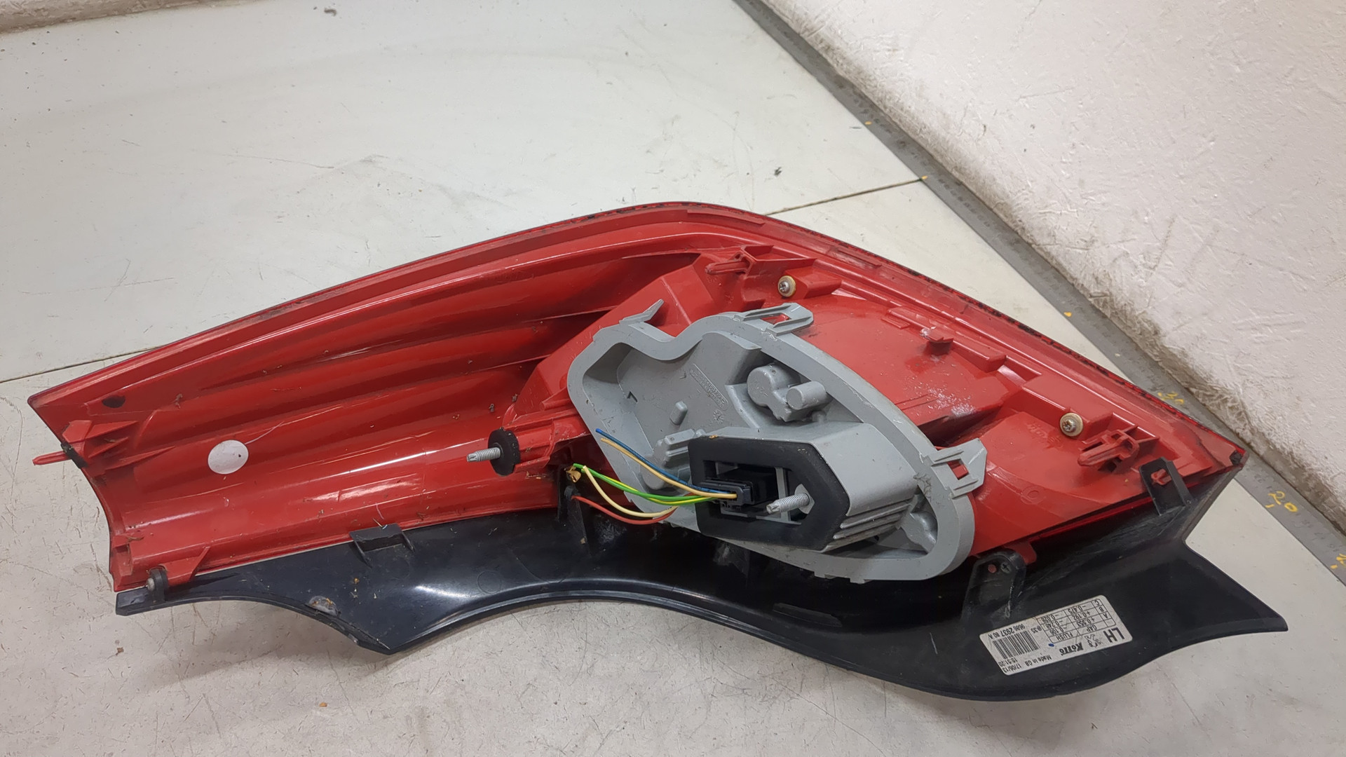 Фонарь задний левый