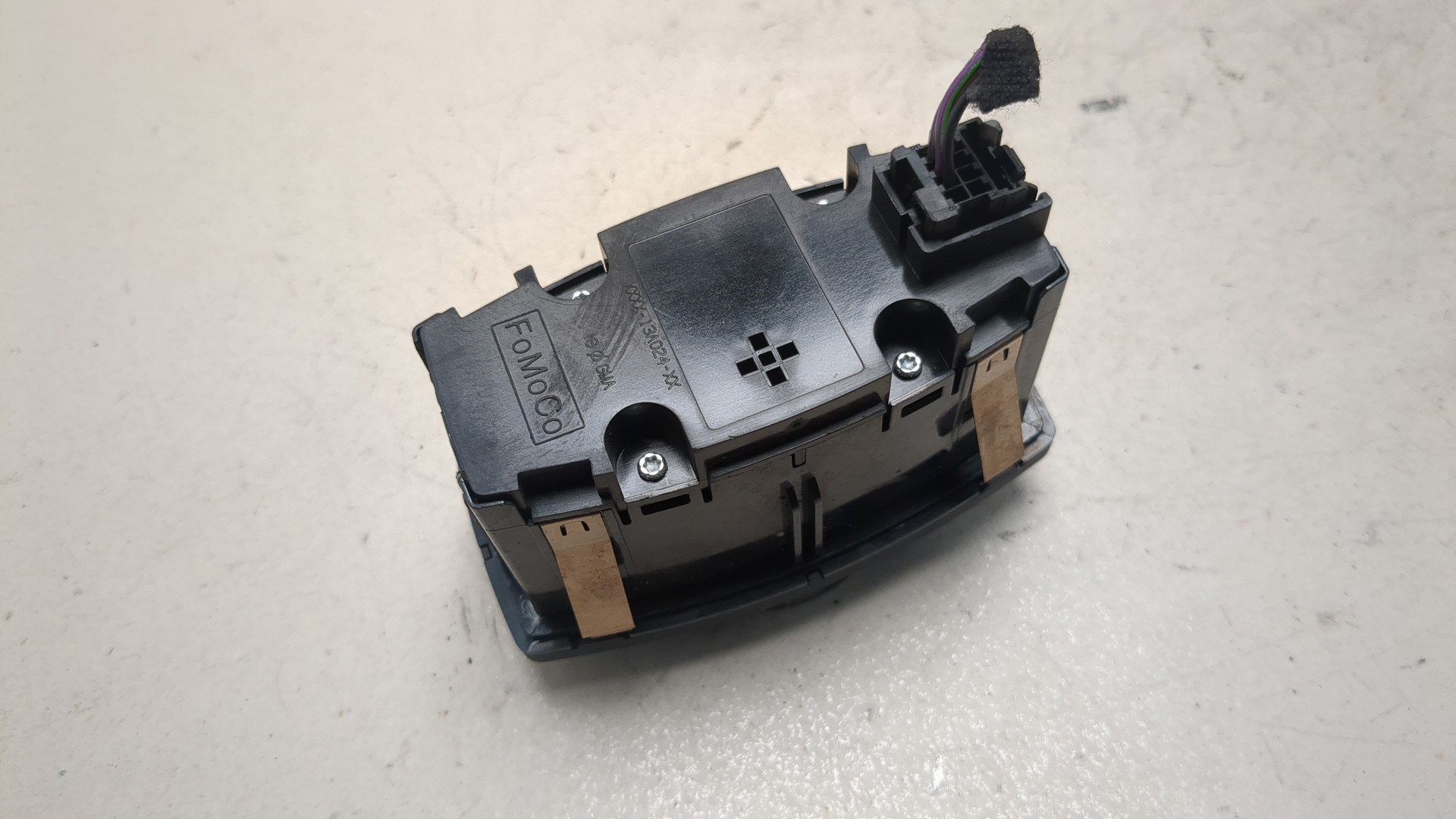 Переключатель света фар