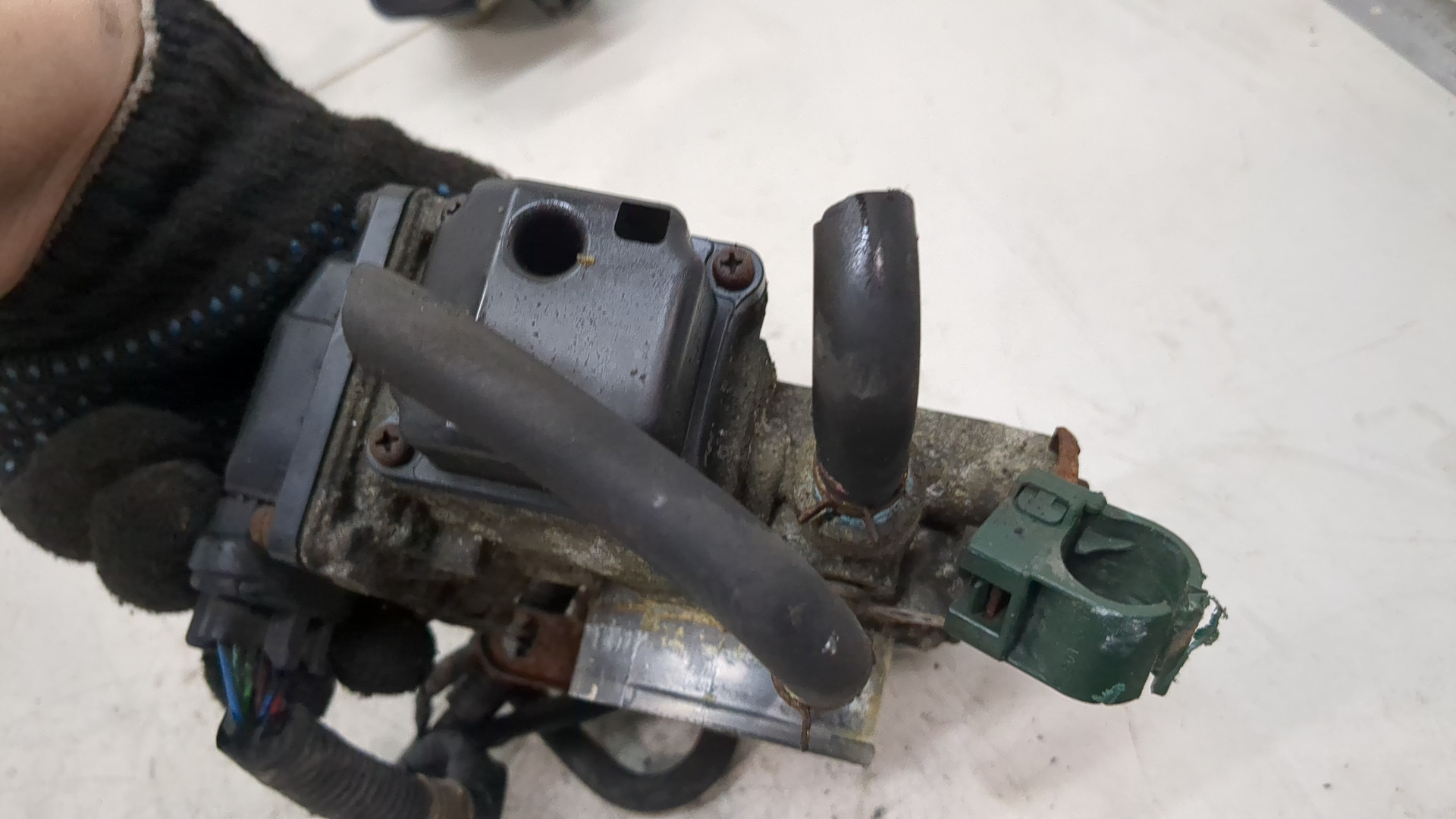 Заслонка дроссельная электрическая