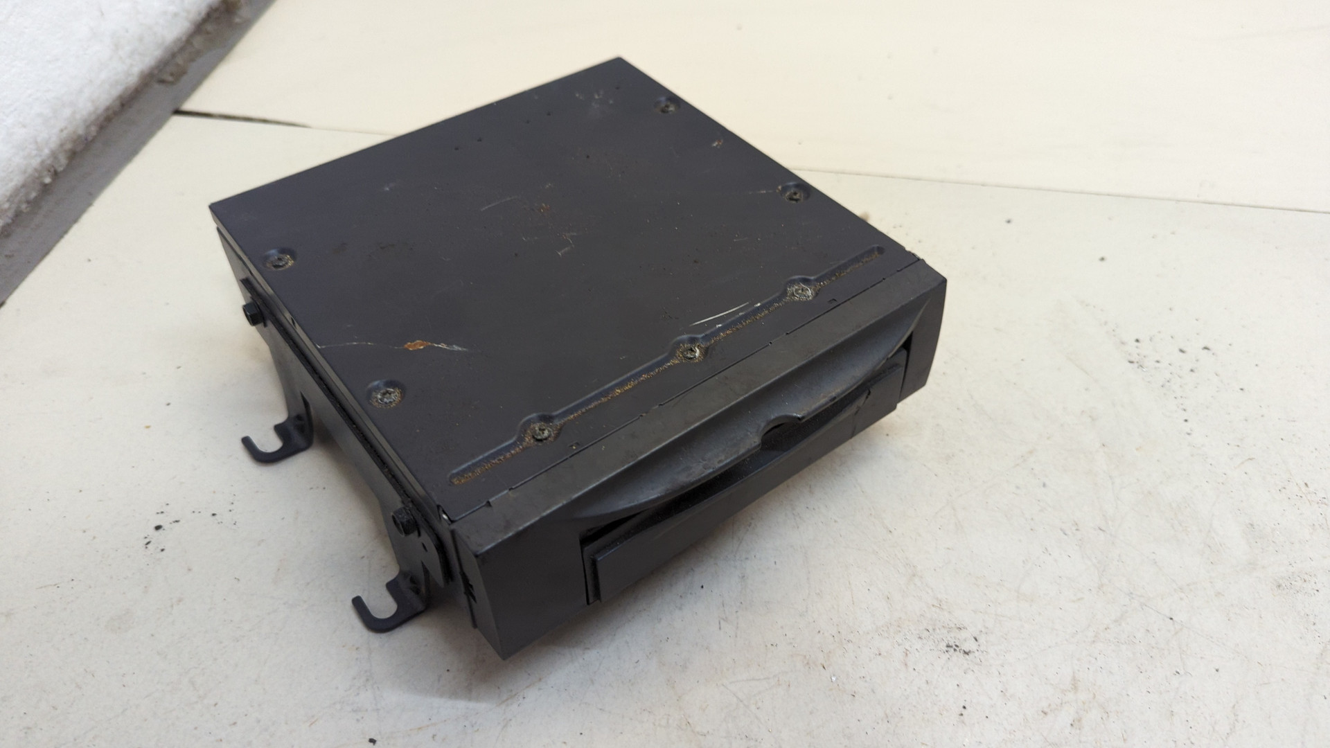 Проигрыватель CD/DVD