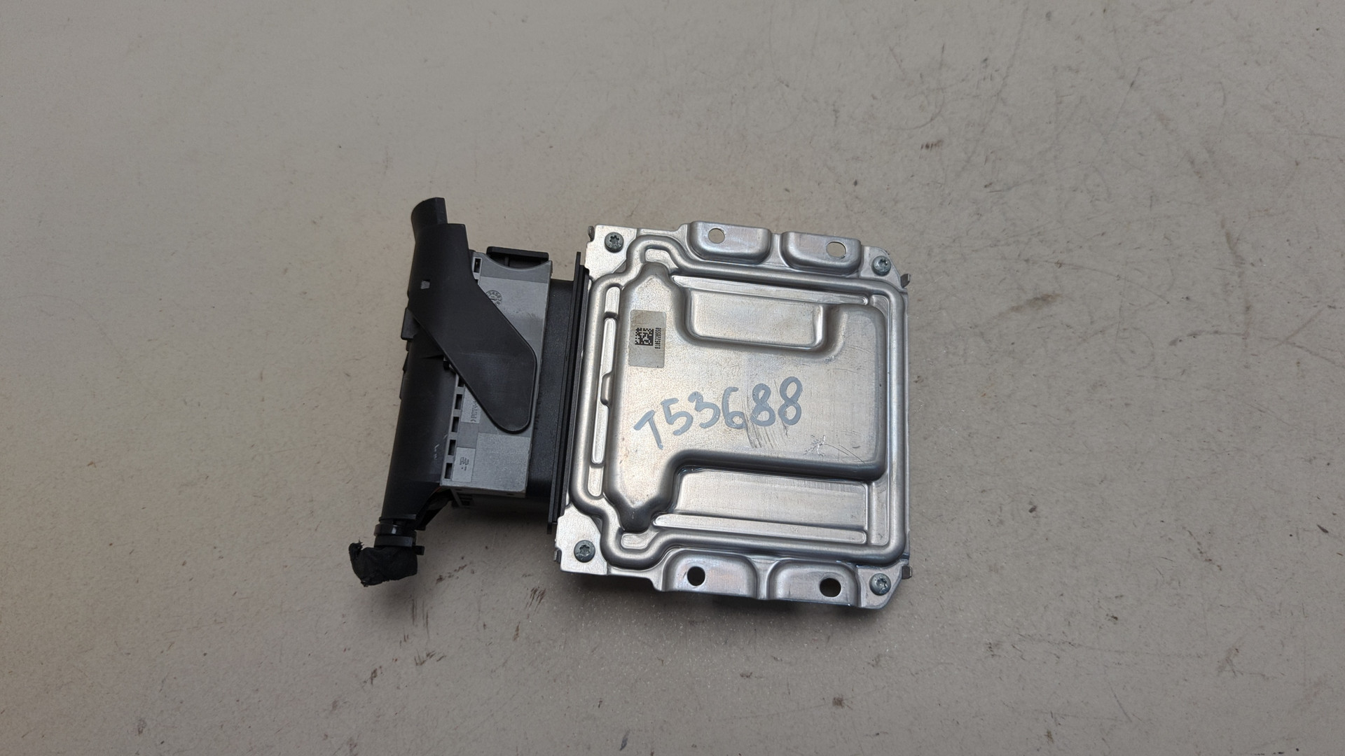 Блок управления двигателем