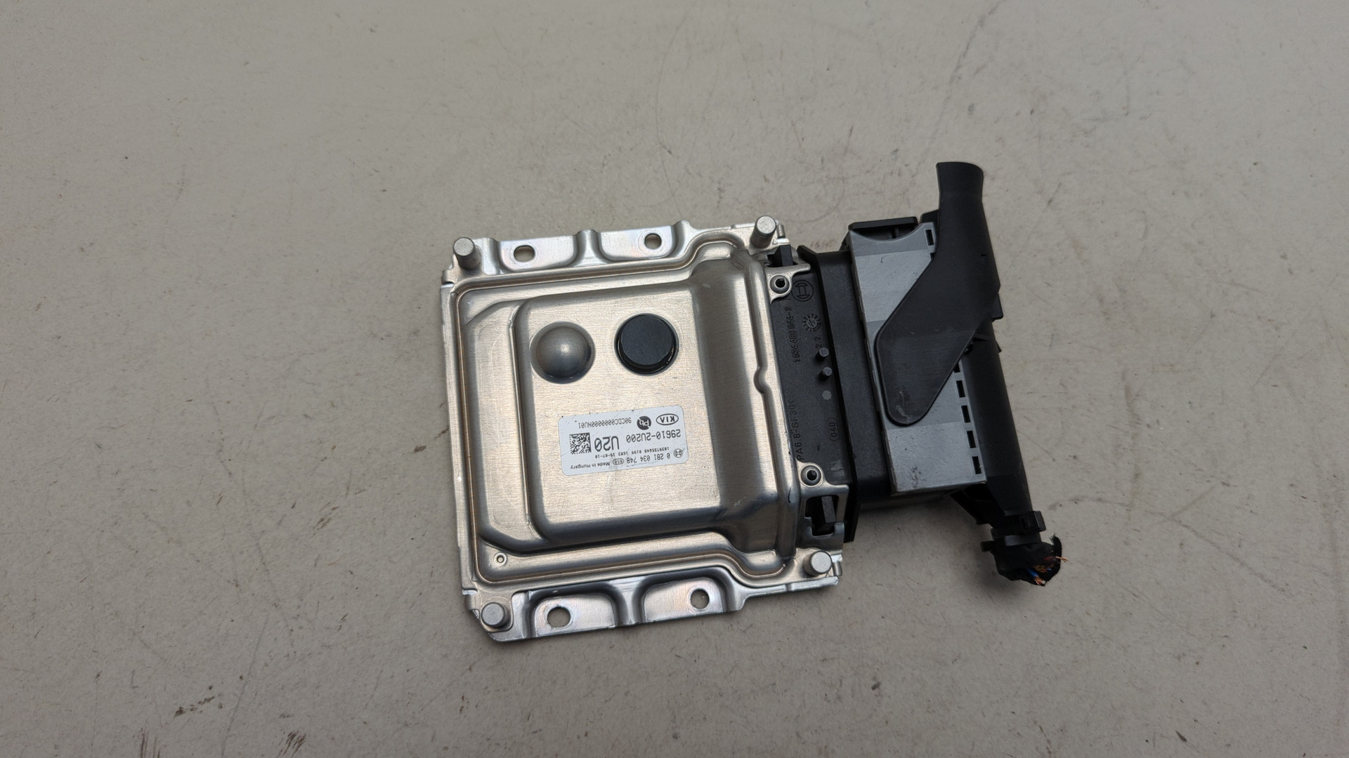 Блок управления двигателем