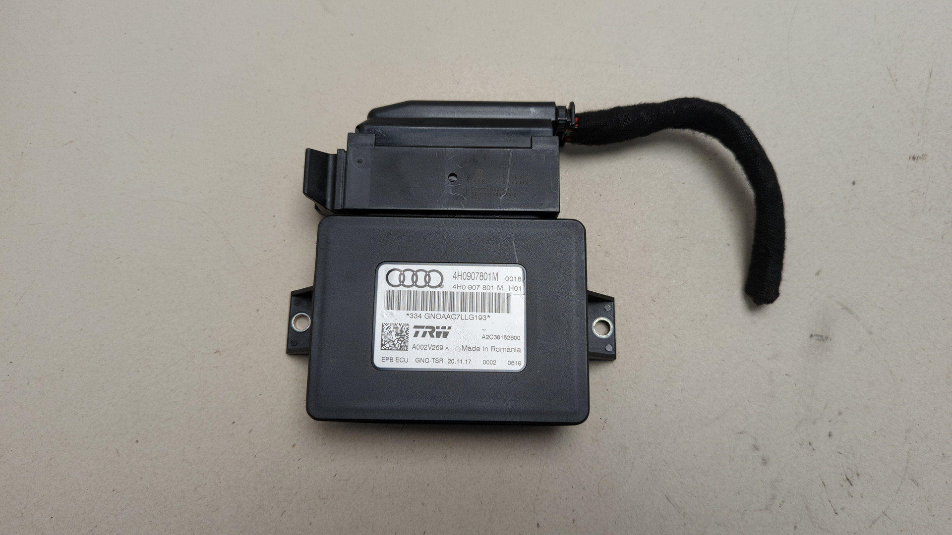 Блок управления парковочным тормозом